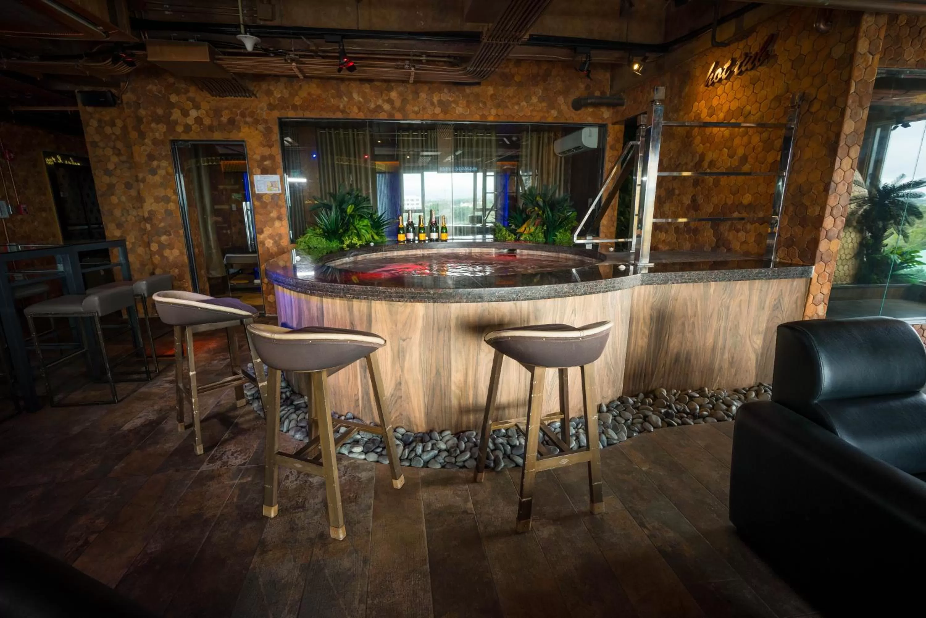 Hot Tub in ABC Hotel