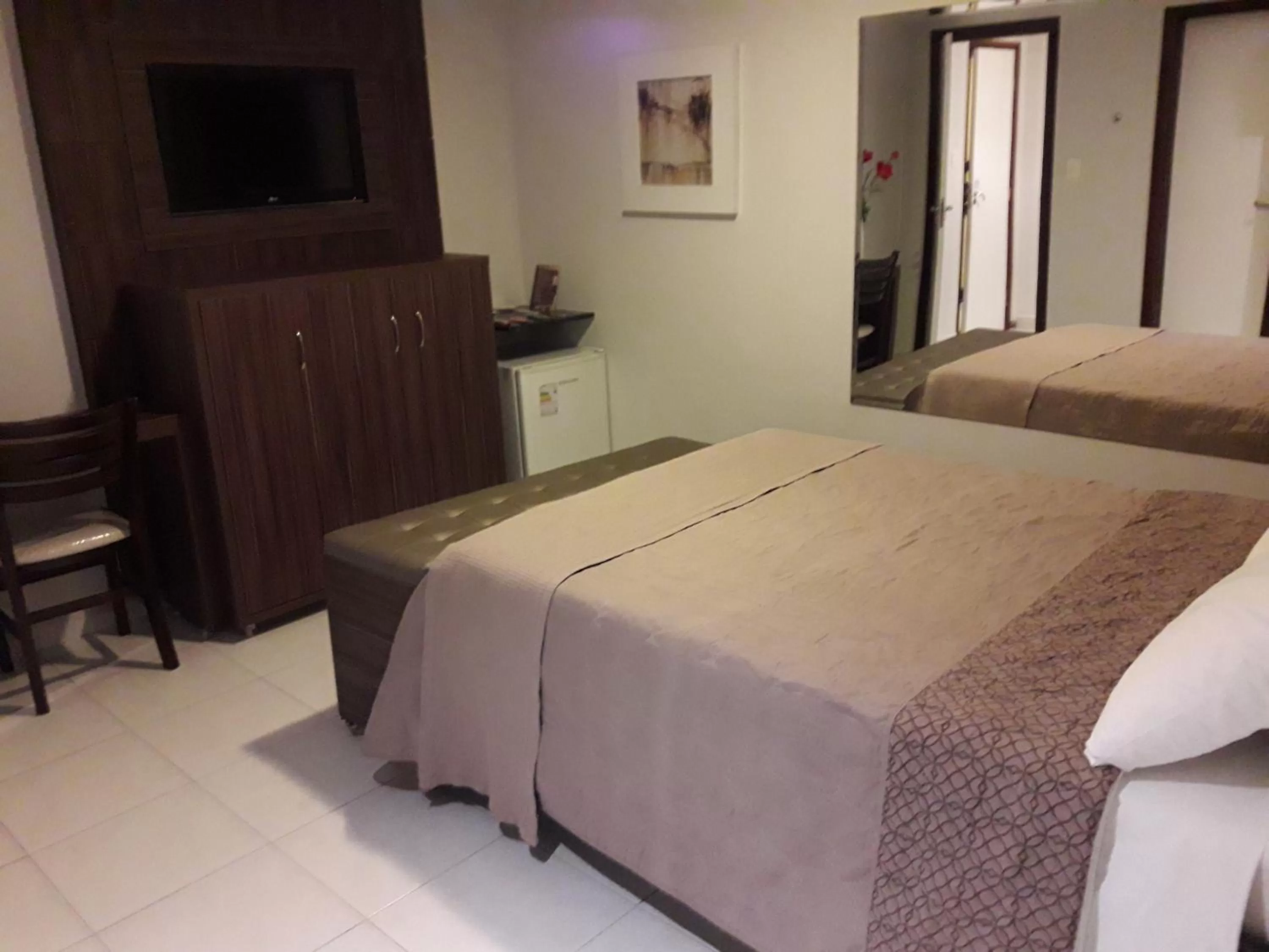 Photo of the whole room, Bed in Hotel Sempre Executive