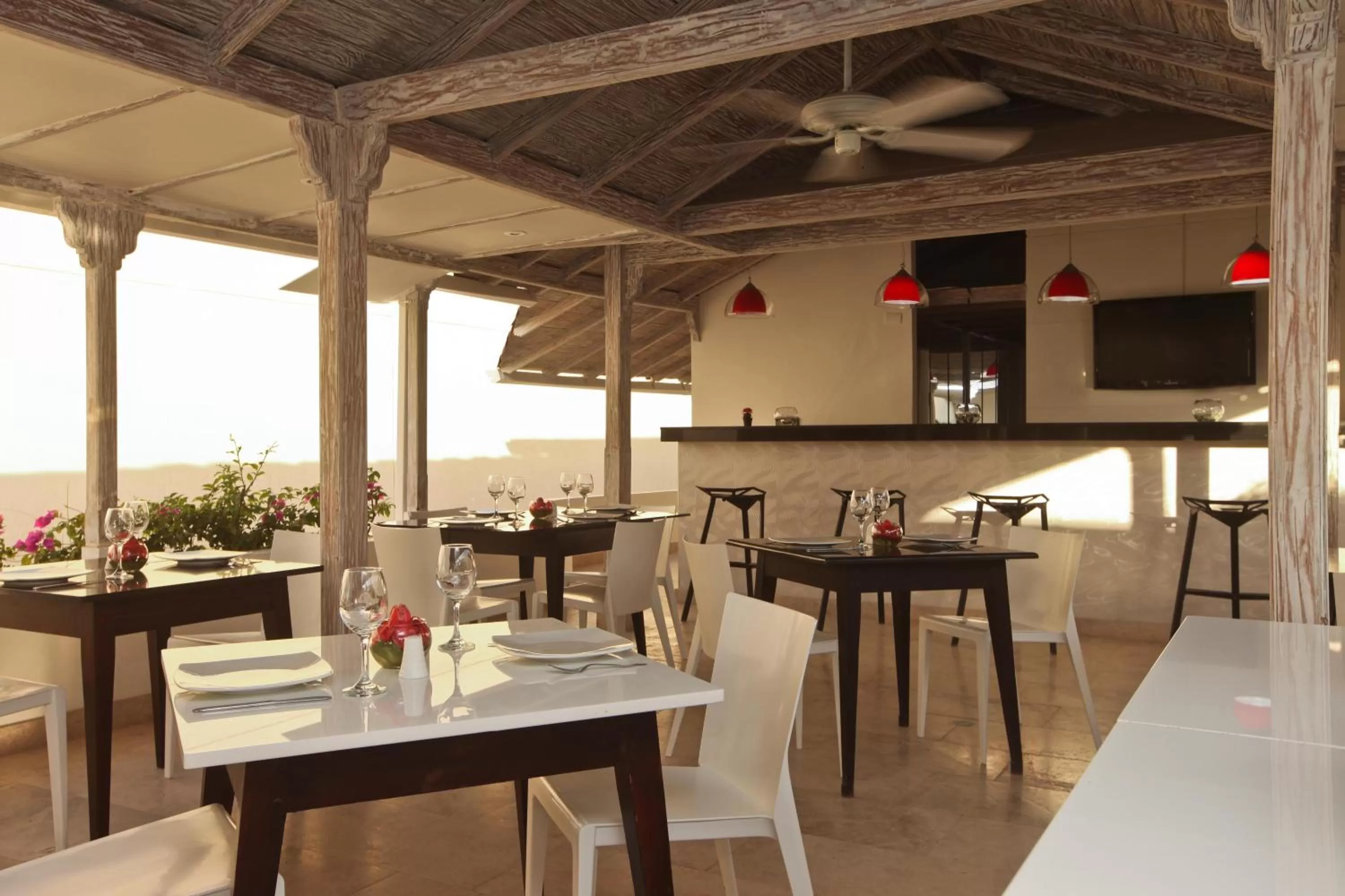 Restaurant/places to eat in Zalmedina Hotel