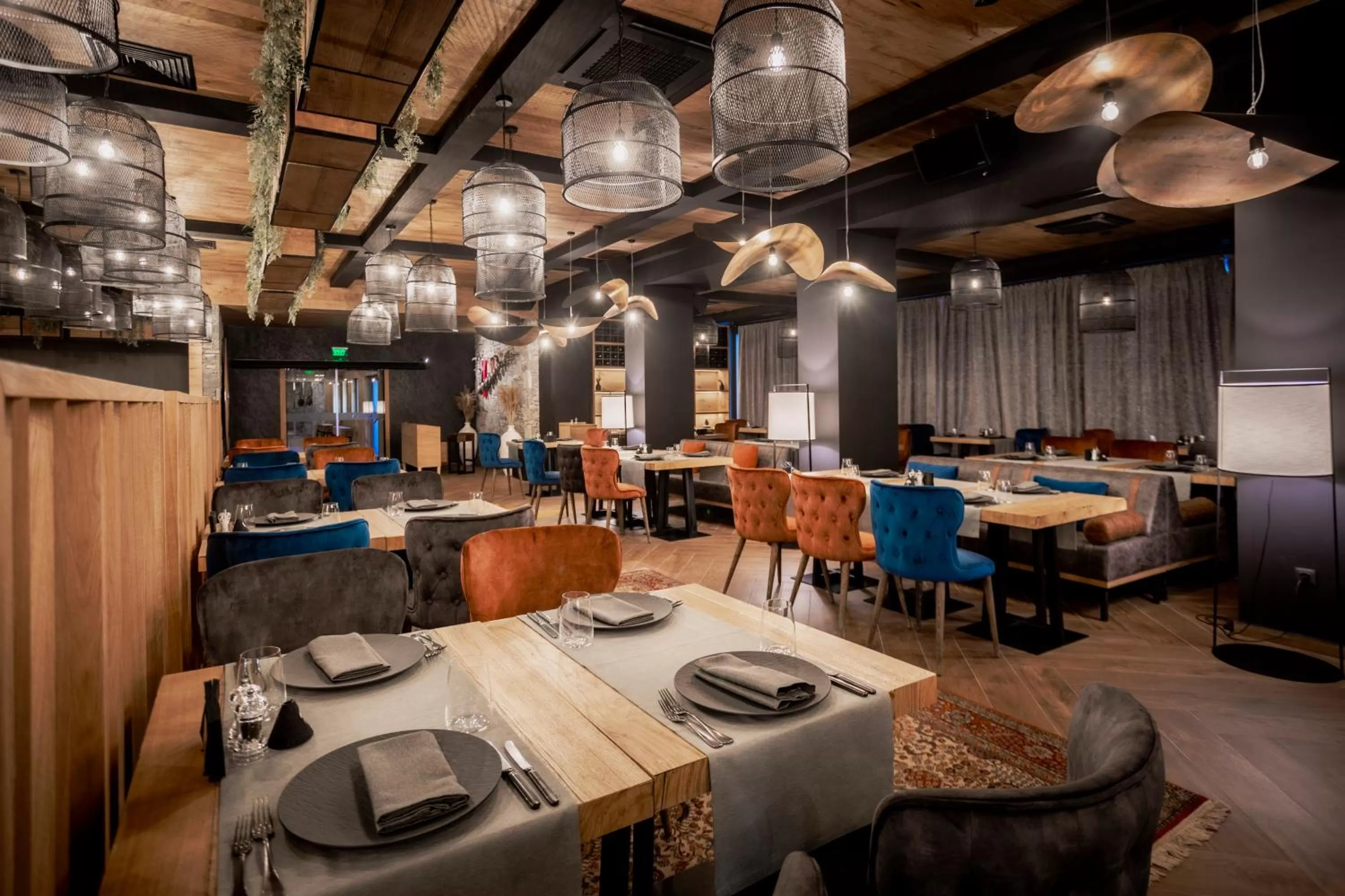 Restaurant/places to eat in Kashmir Wellness & SPA Hotel Adults Only