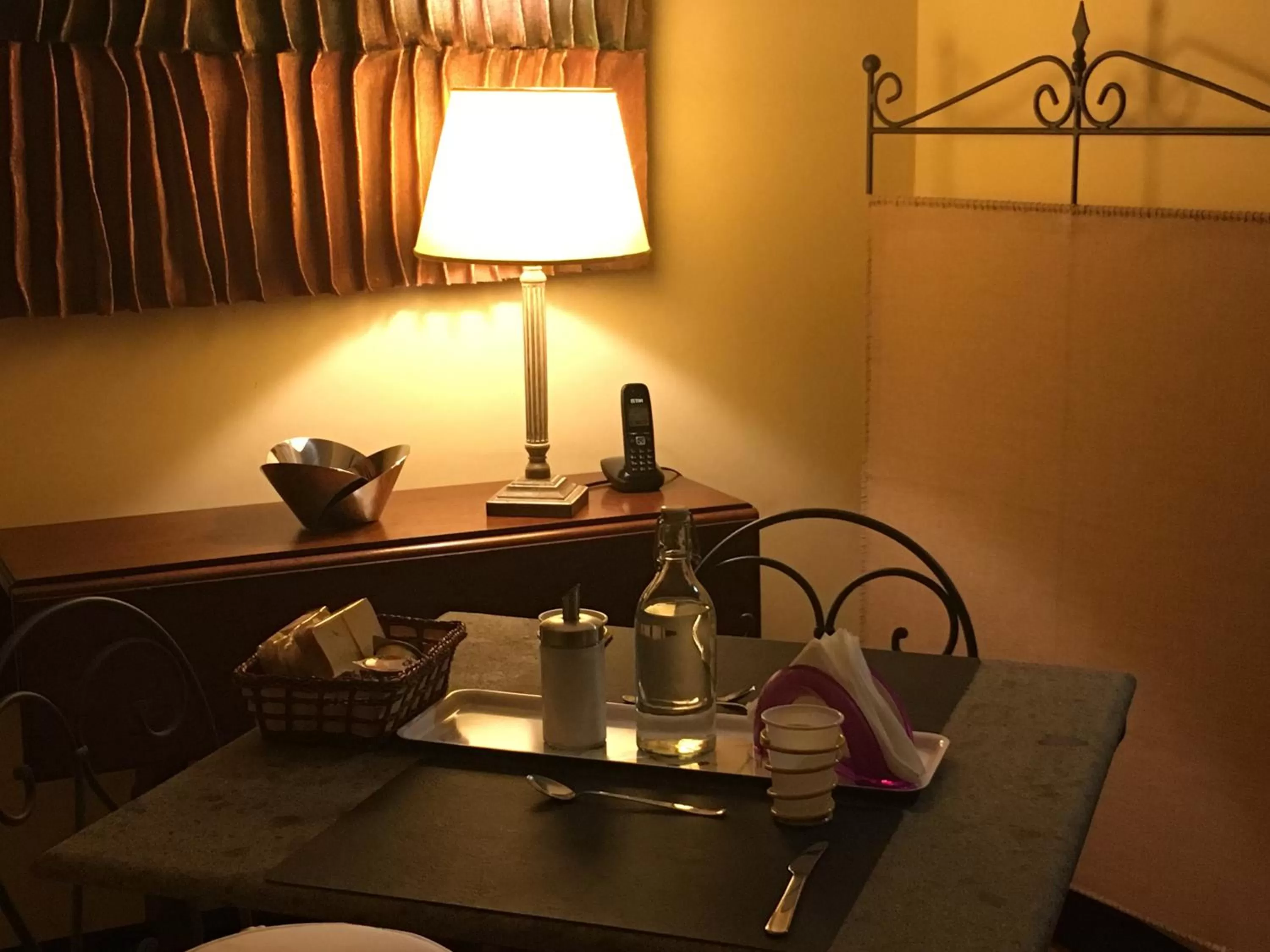 Breakfast in B&B MontAlbano