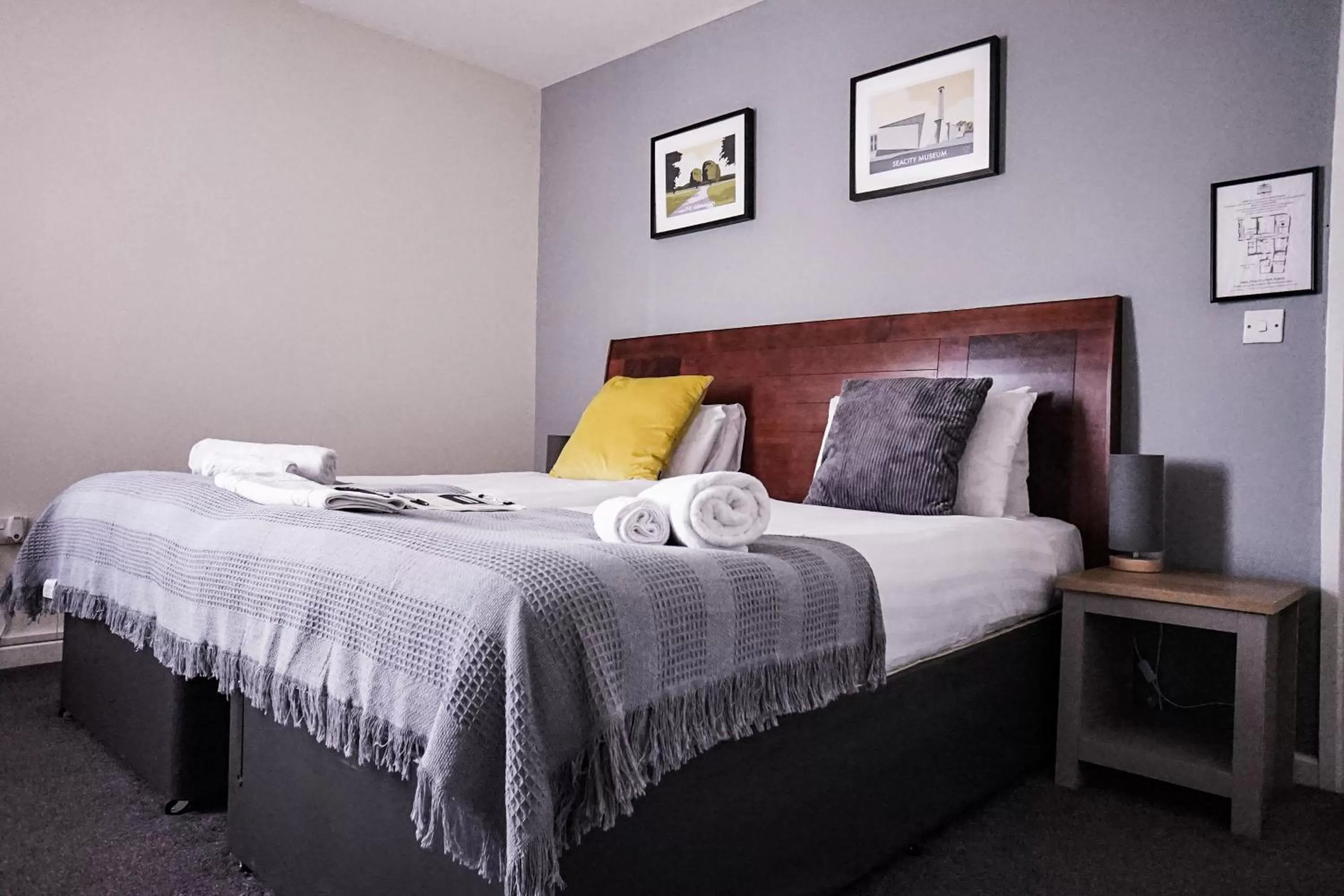 Bed in Starboard Stays