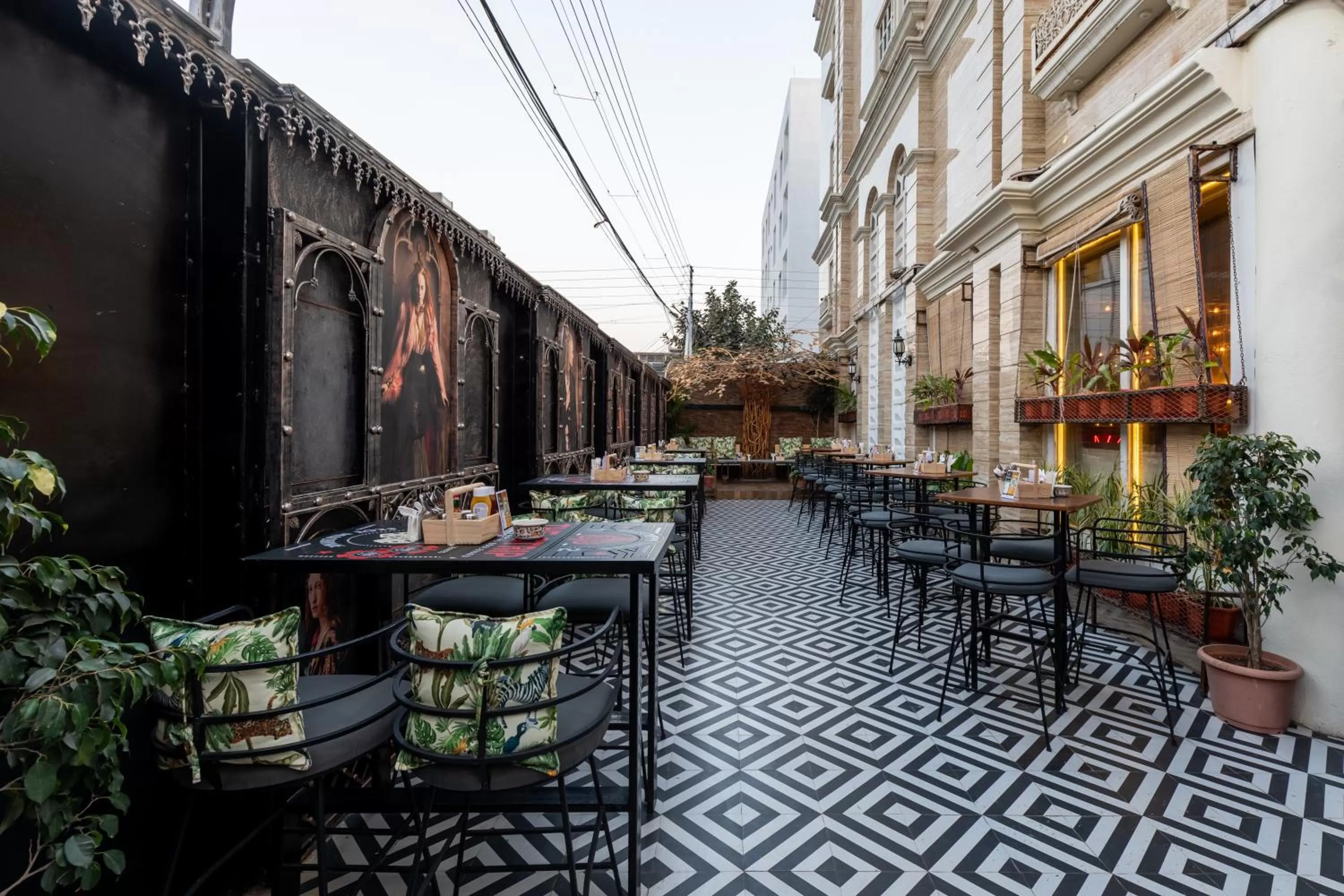 Restaurant/places to eat in The Grand Shaurya