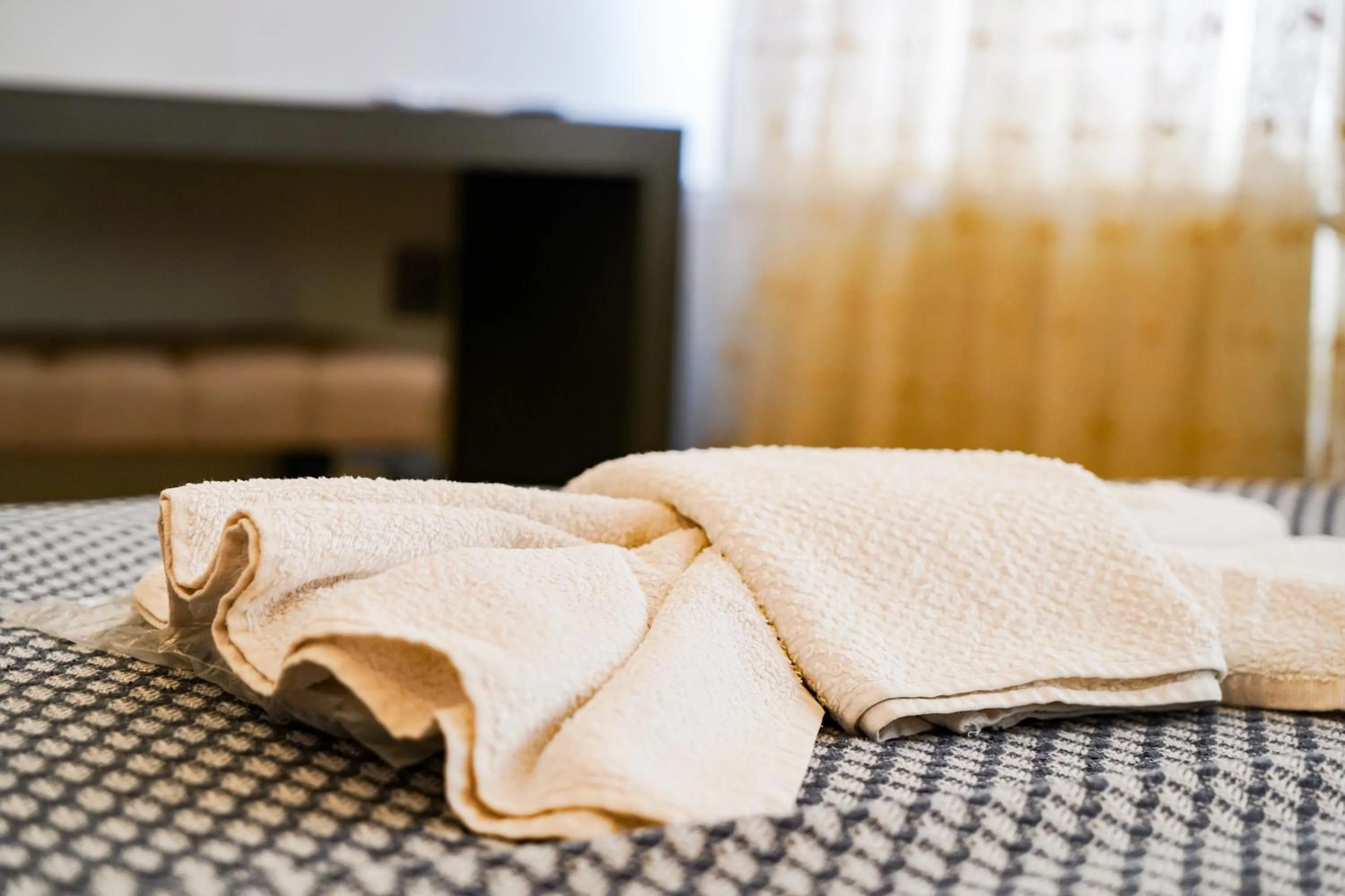 Bed in Paradise Hotel