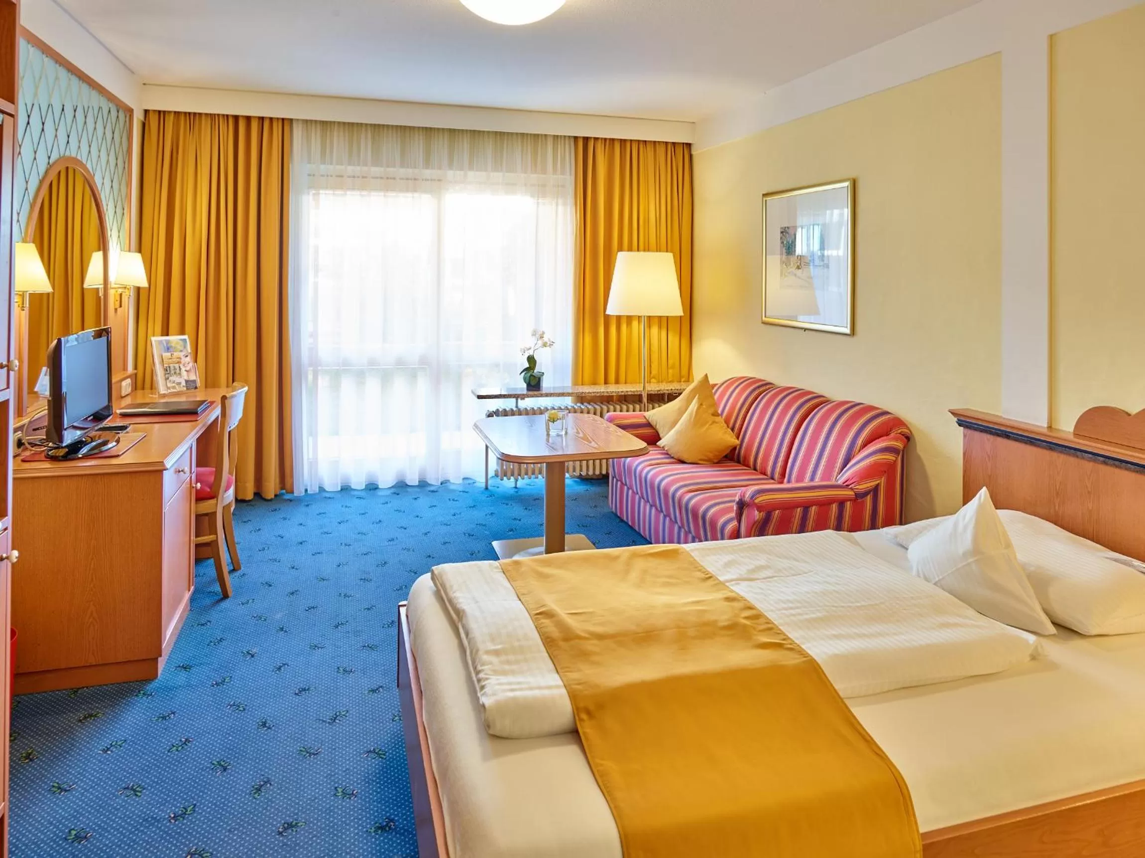 Photo of the whole room, Bed in Parkhotel Bad Griesbach