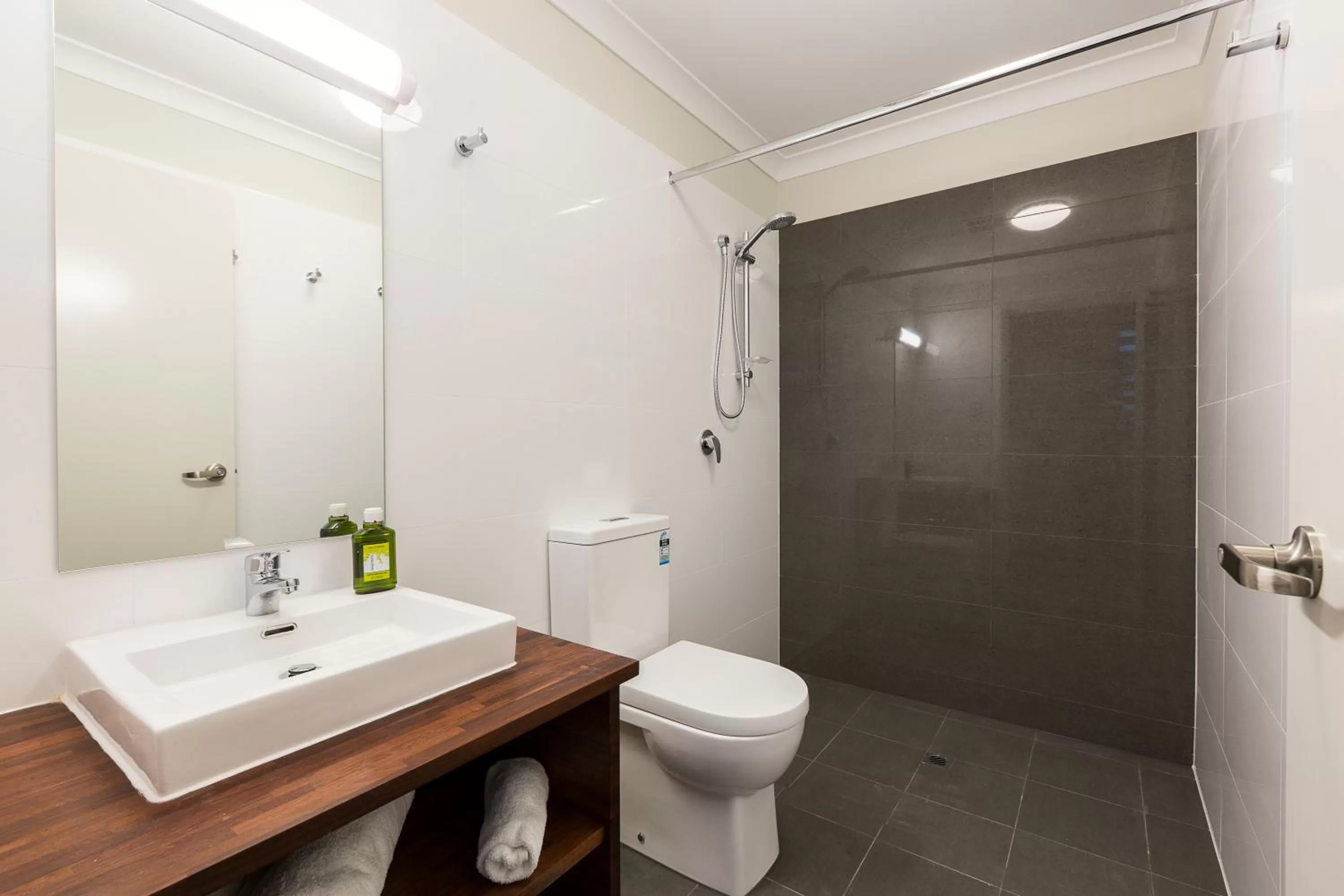 Bathroom in Gallery Hotel