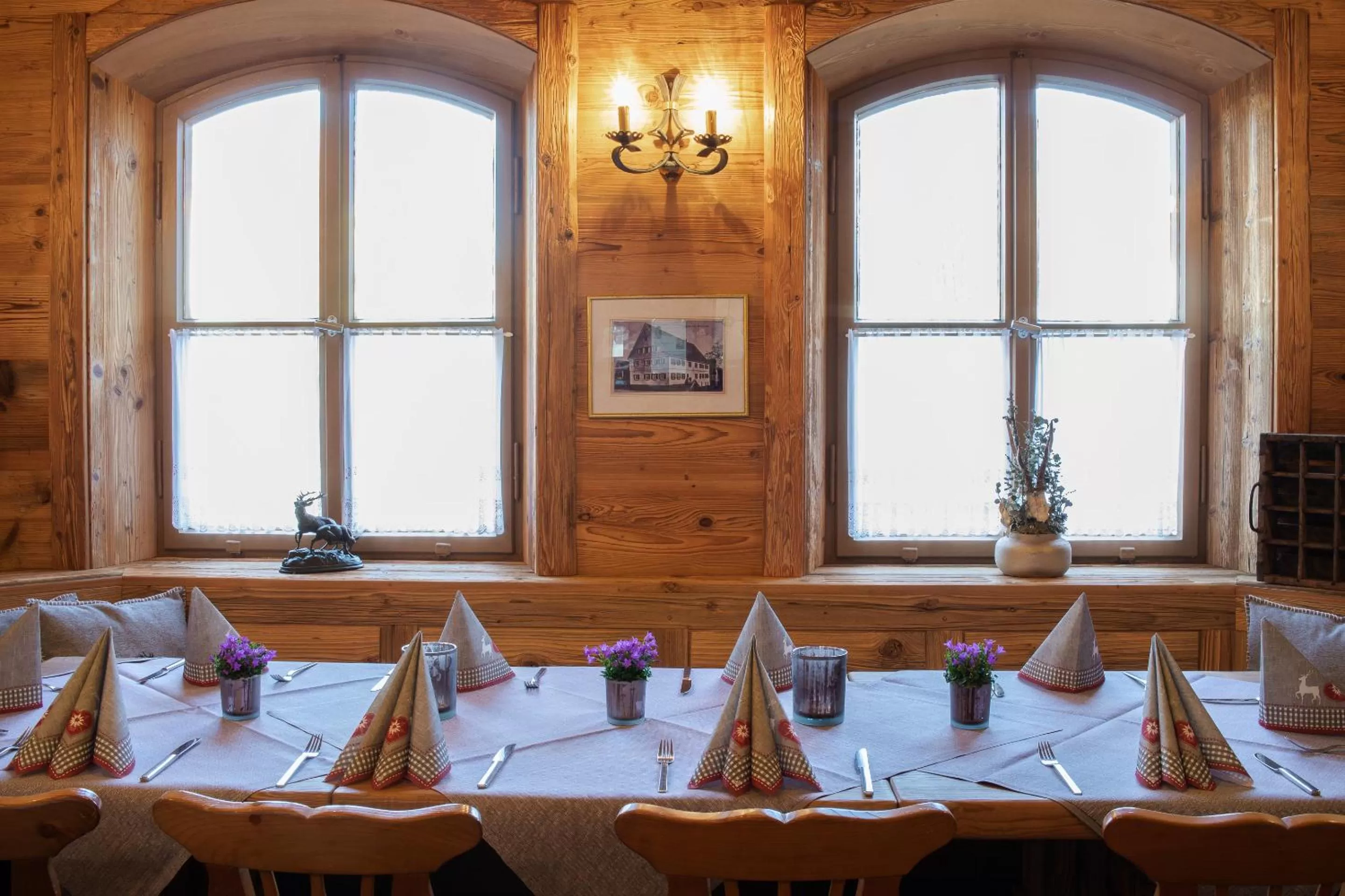 Restaurant/places to eat in Hotel zum Hirsch