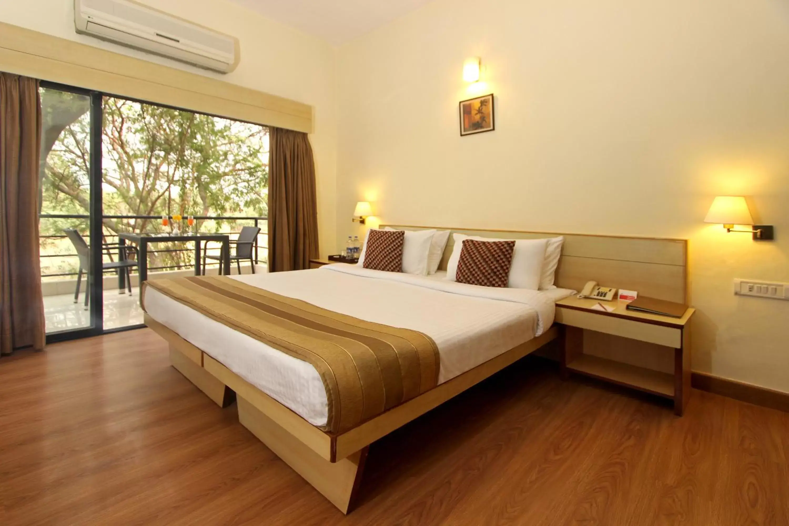 Hotel Phoenix Koregaon Park Hotel Phoenix Koregaon Park