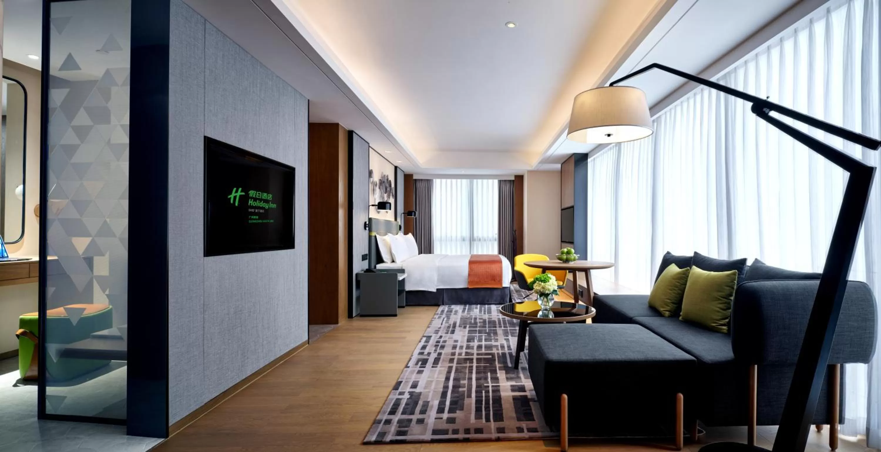 Bed in Holiday Inn Guangzhou South Lake-an lHG Hotel