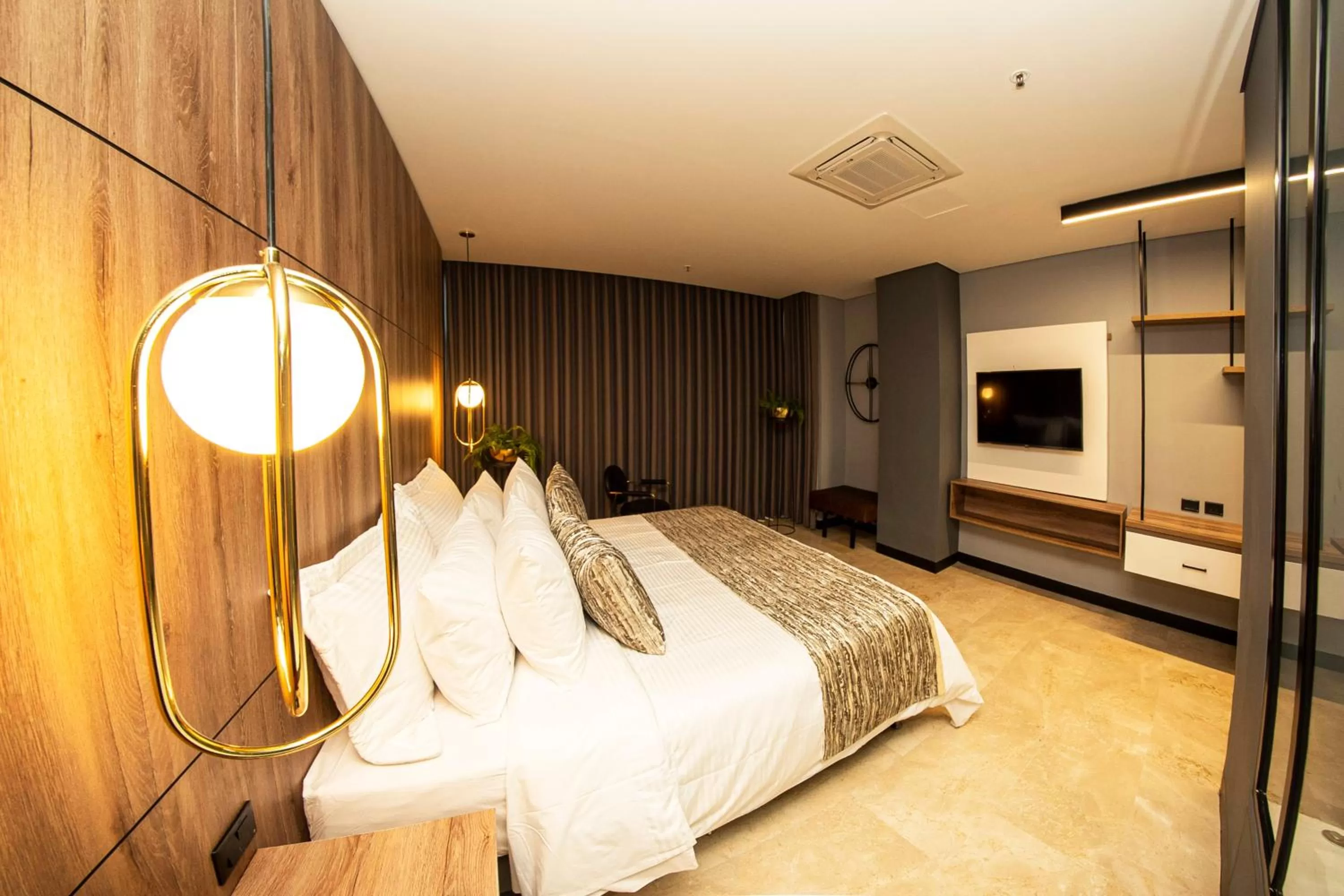 Photo of the whole room, Bed in Cavalta by Bernalo Hotels