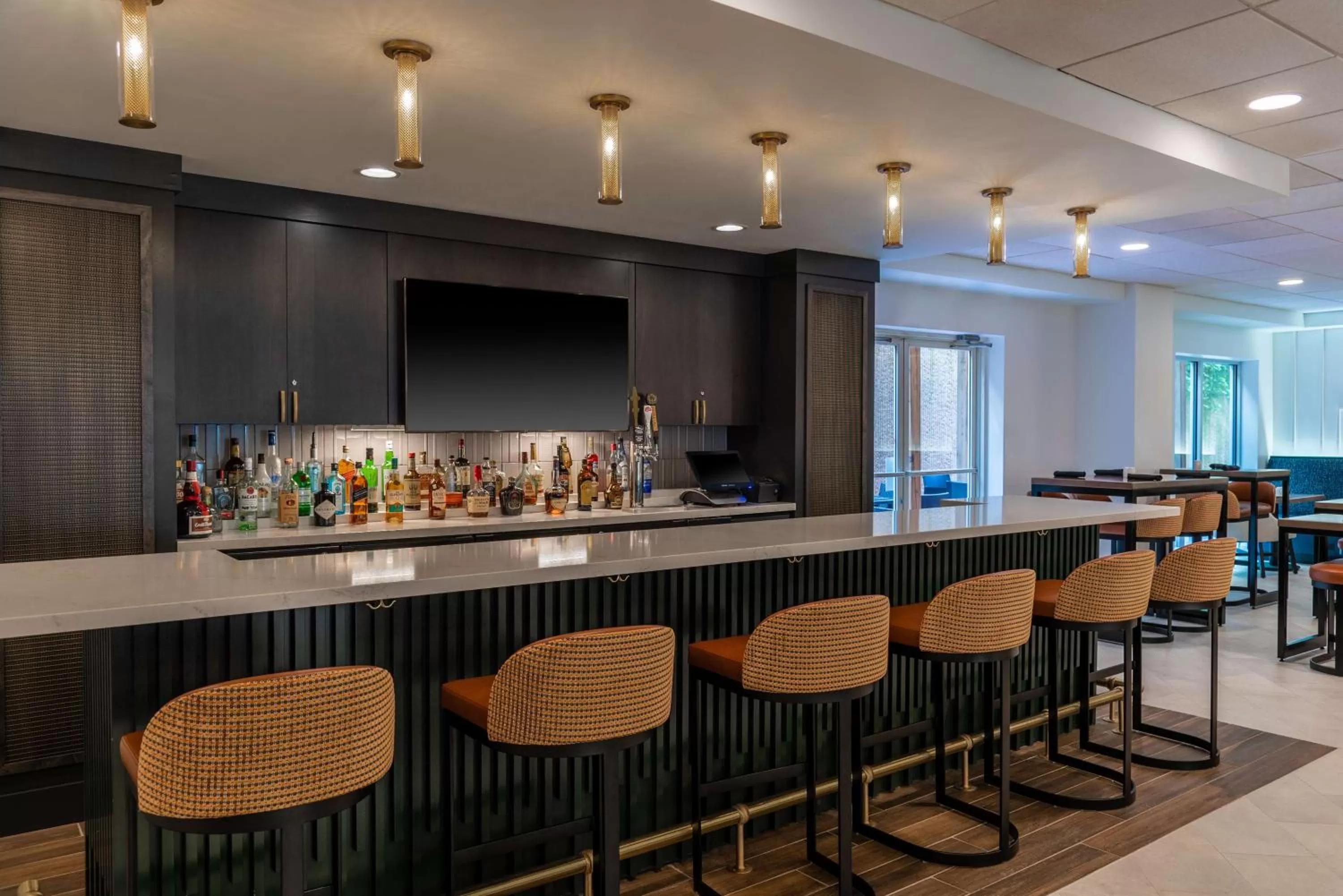 Lounge or bar in Hilton Garden Inn Arlington/Courthouse Plaza