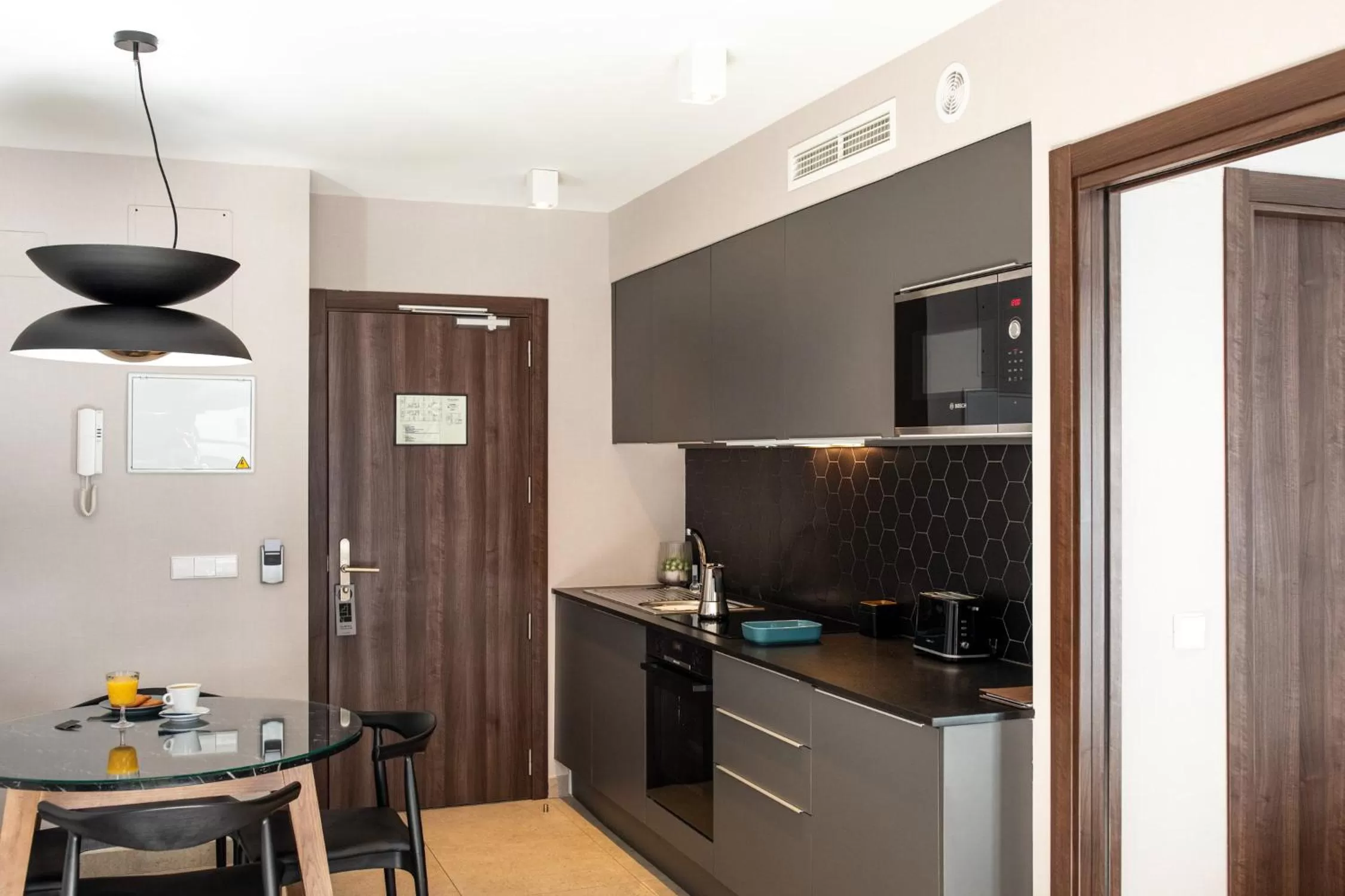 Kitchen or kitchenette in Ramirez Flats Valencia