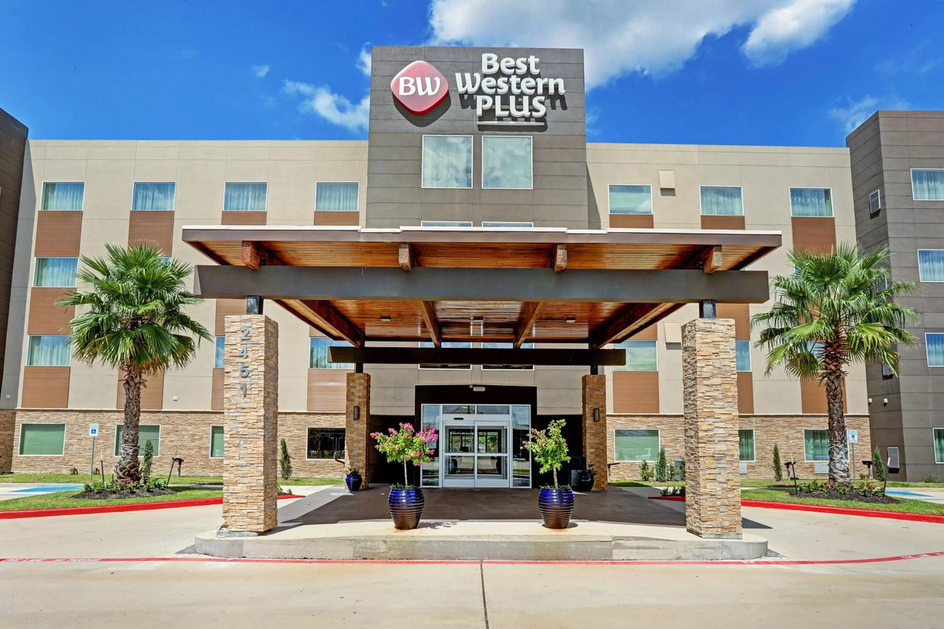 Best Western Plus Westheimer - Westchase Inn & Suites