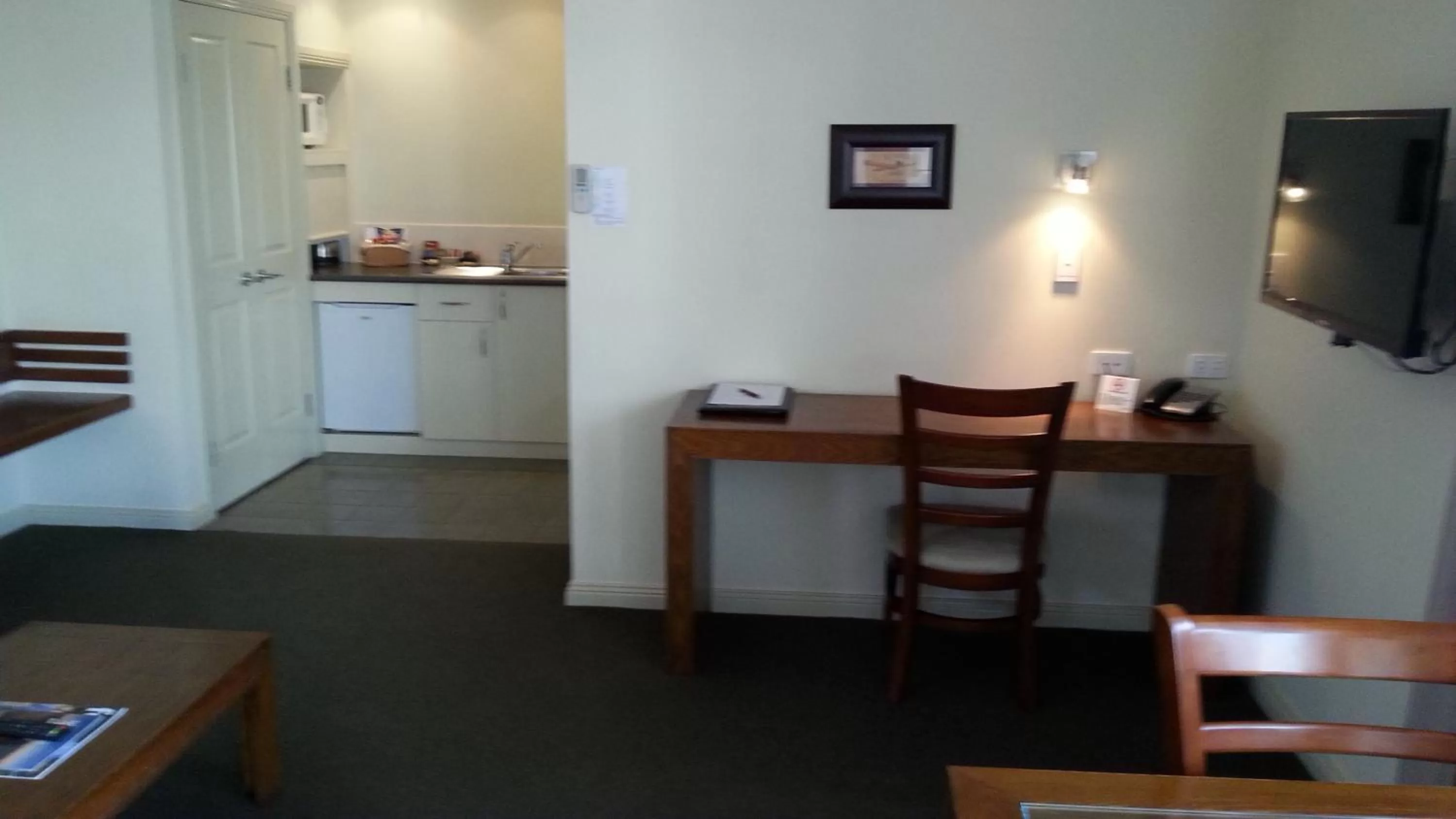 TV and multimedia in Armidale Pines Motel