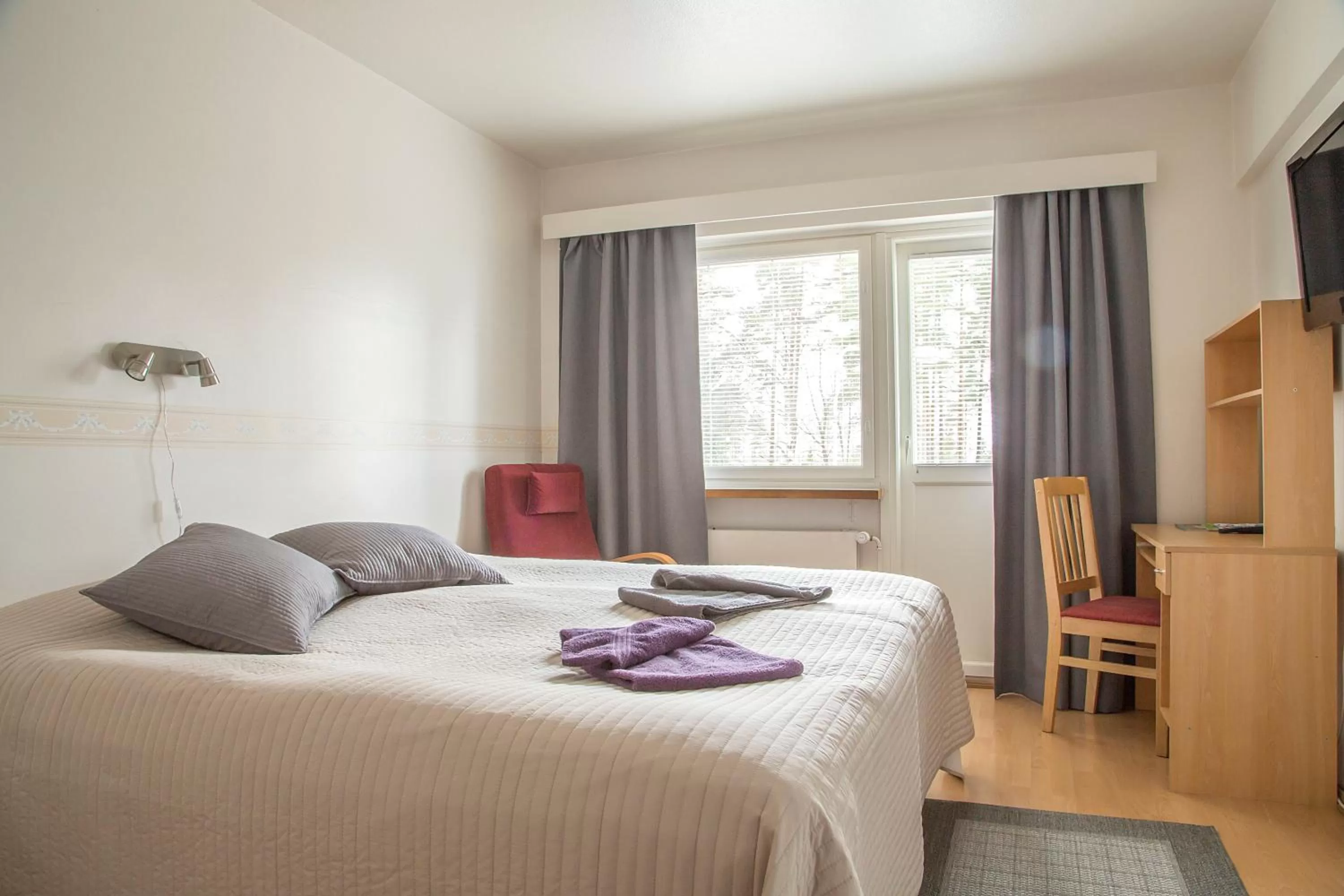 Photo of the whole room, Bed in Hotelli-Ravintola Gasthaus Lohja