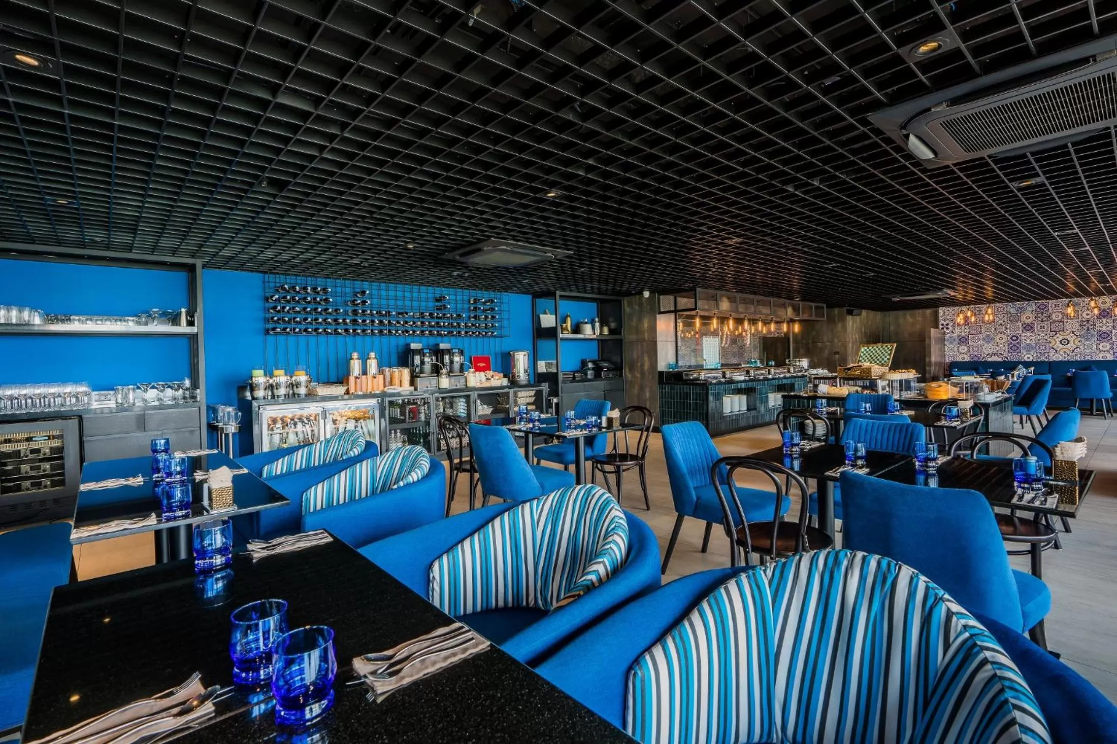 Restaurant/places to eat in The Key Premier Hotel Sukhumvit Bangkok