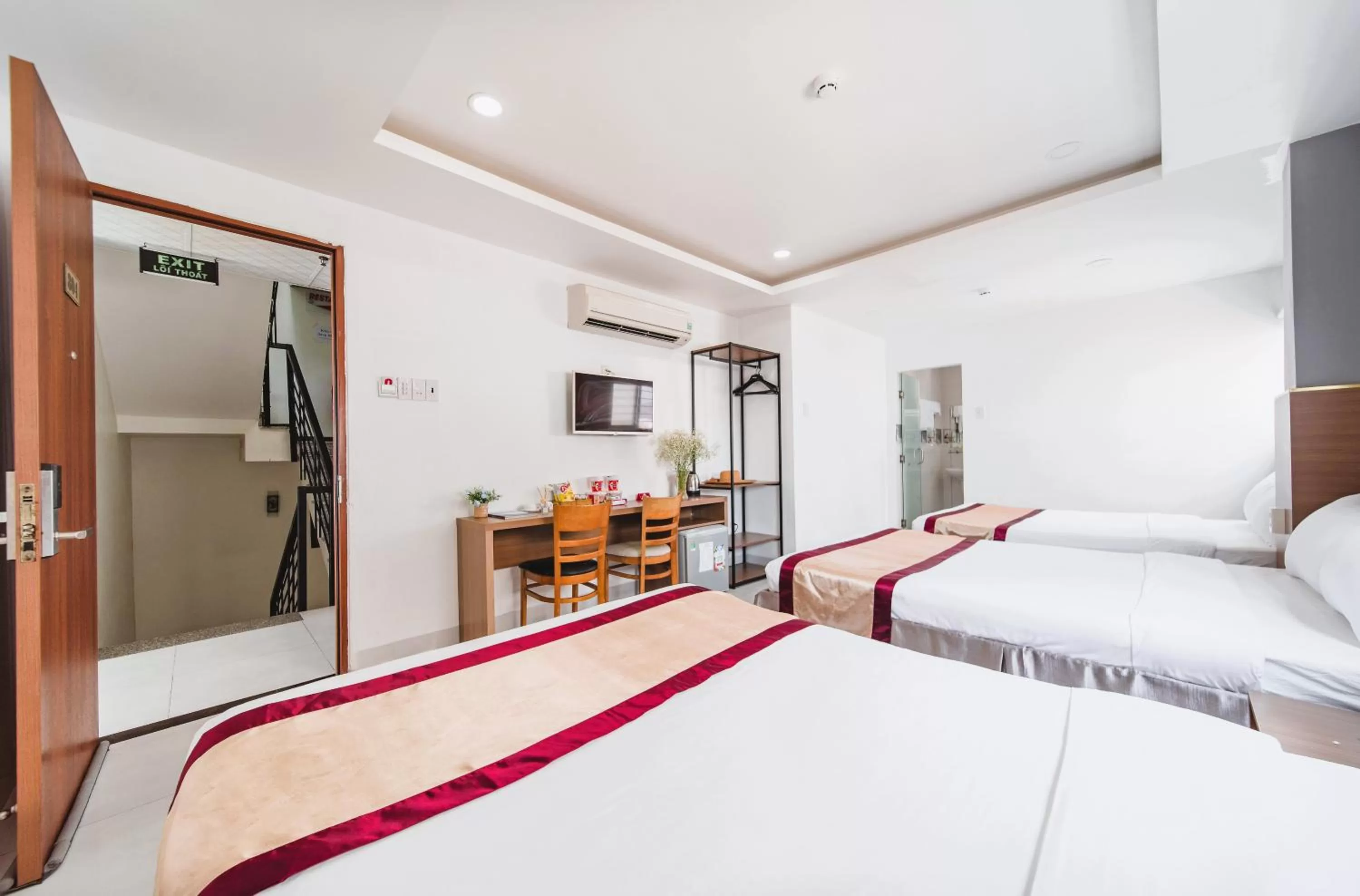 Photo of the whole room in Arise Seaside Hotel