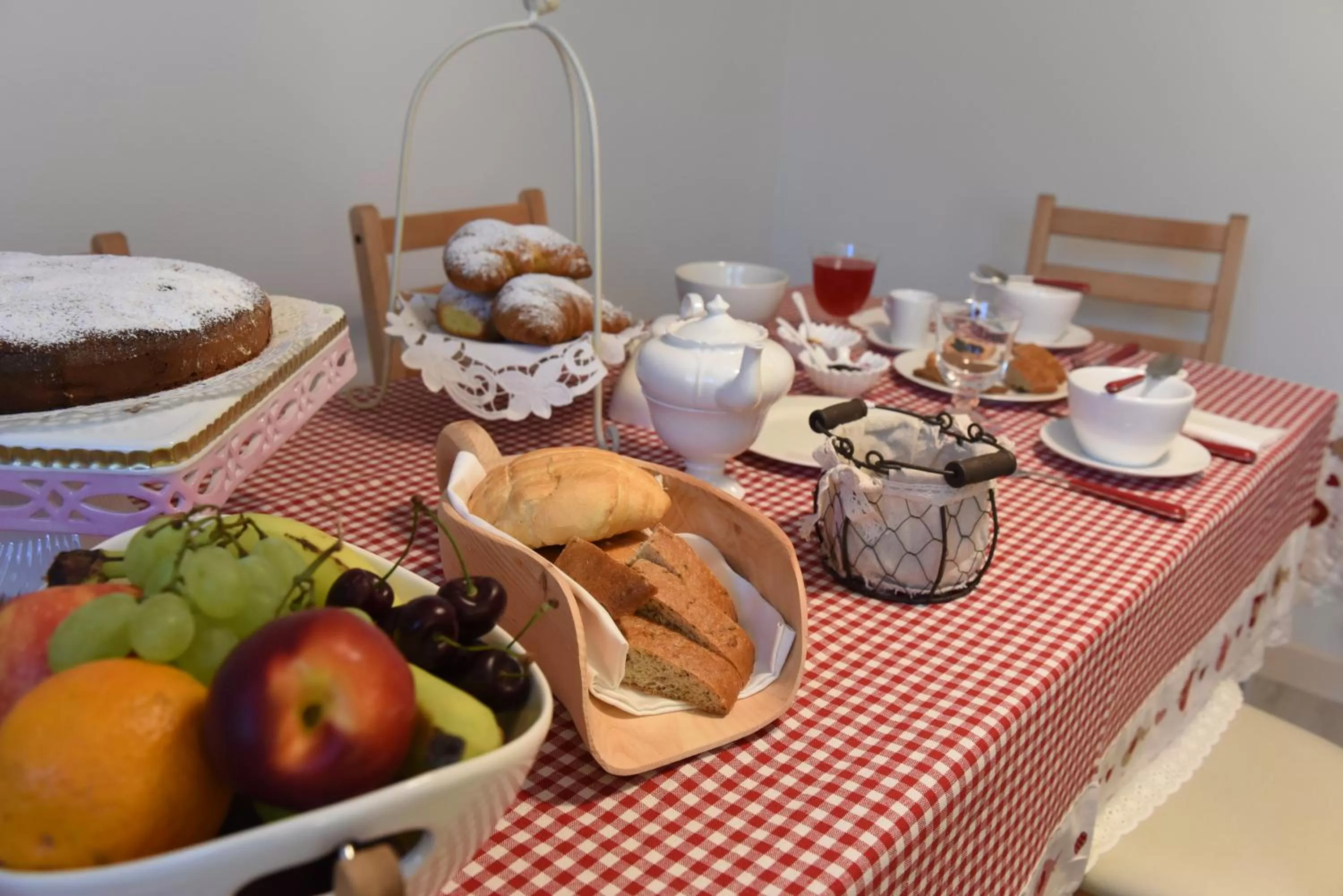 Italian breakfast in B&B Magiré