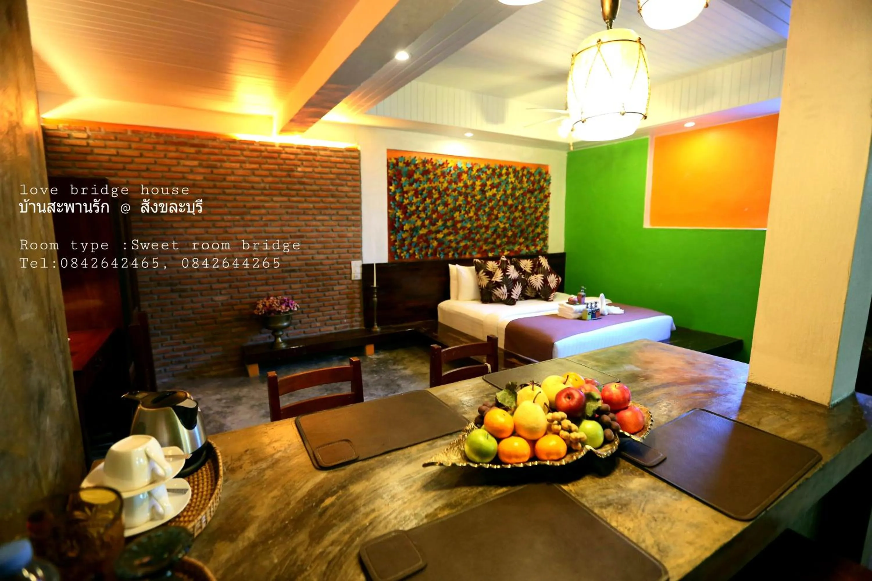 Bed in Love Bridge House บ้านสะพานรัก