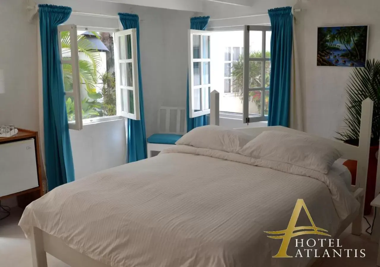 Quadruple Room in Hotel Atlantis Quadruple Room in Hotel Atlantis