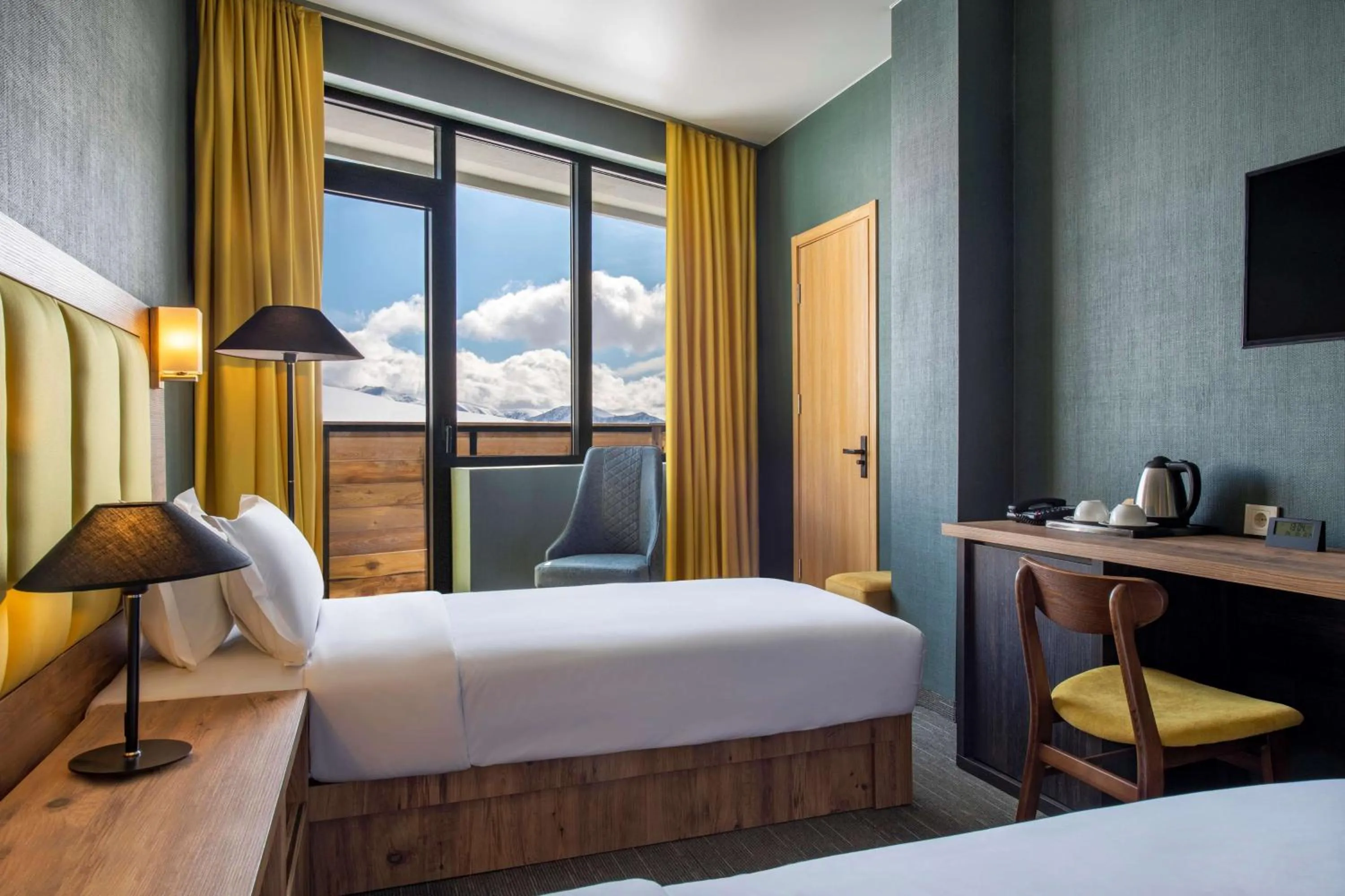 Photo of the whole room, Bed in Best Western Gudauri