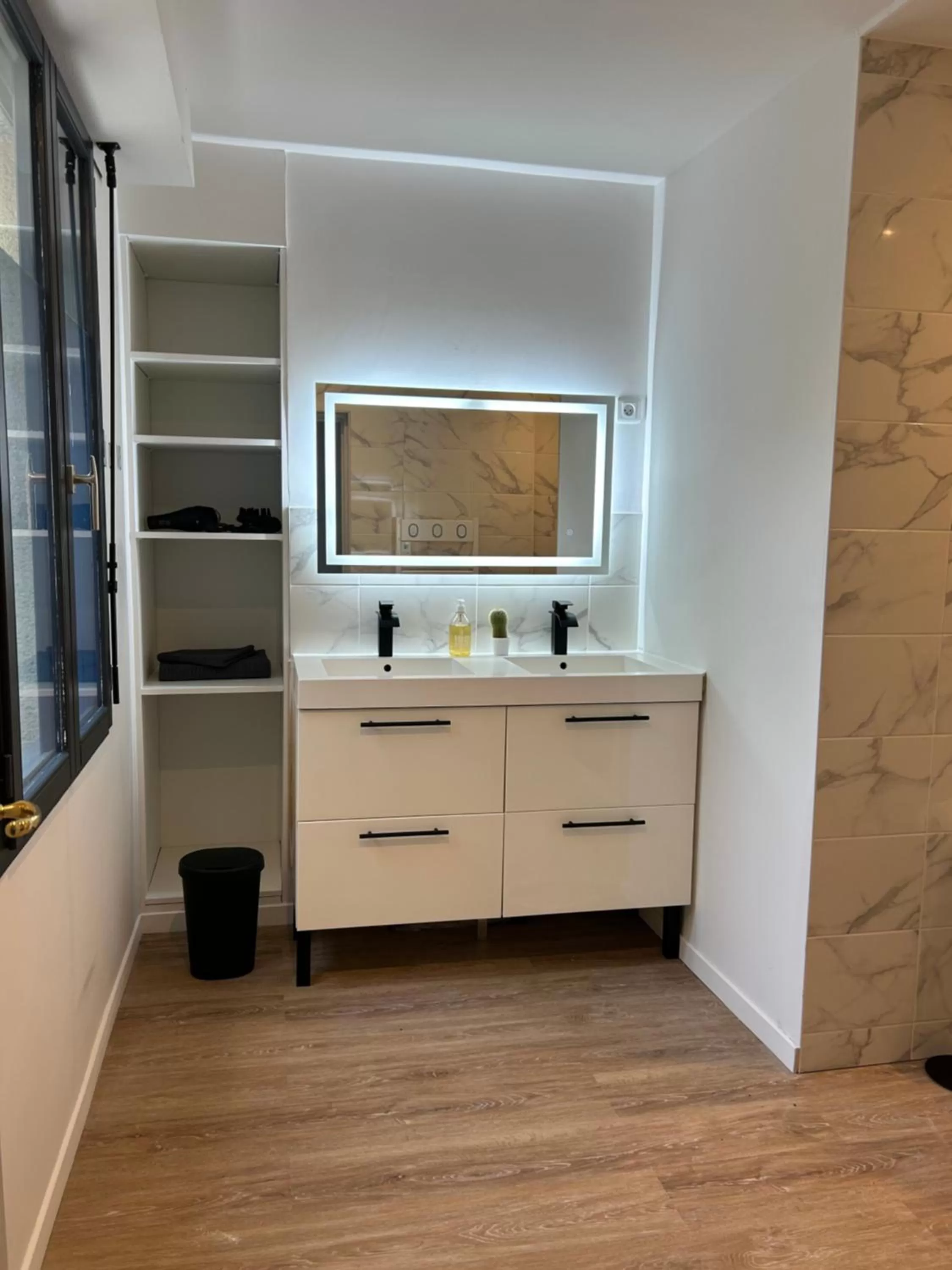 Bathroom in ARC EN CIEL B&B