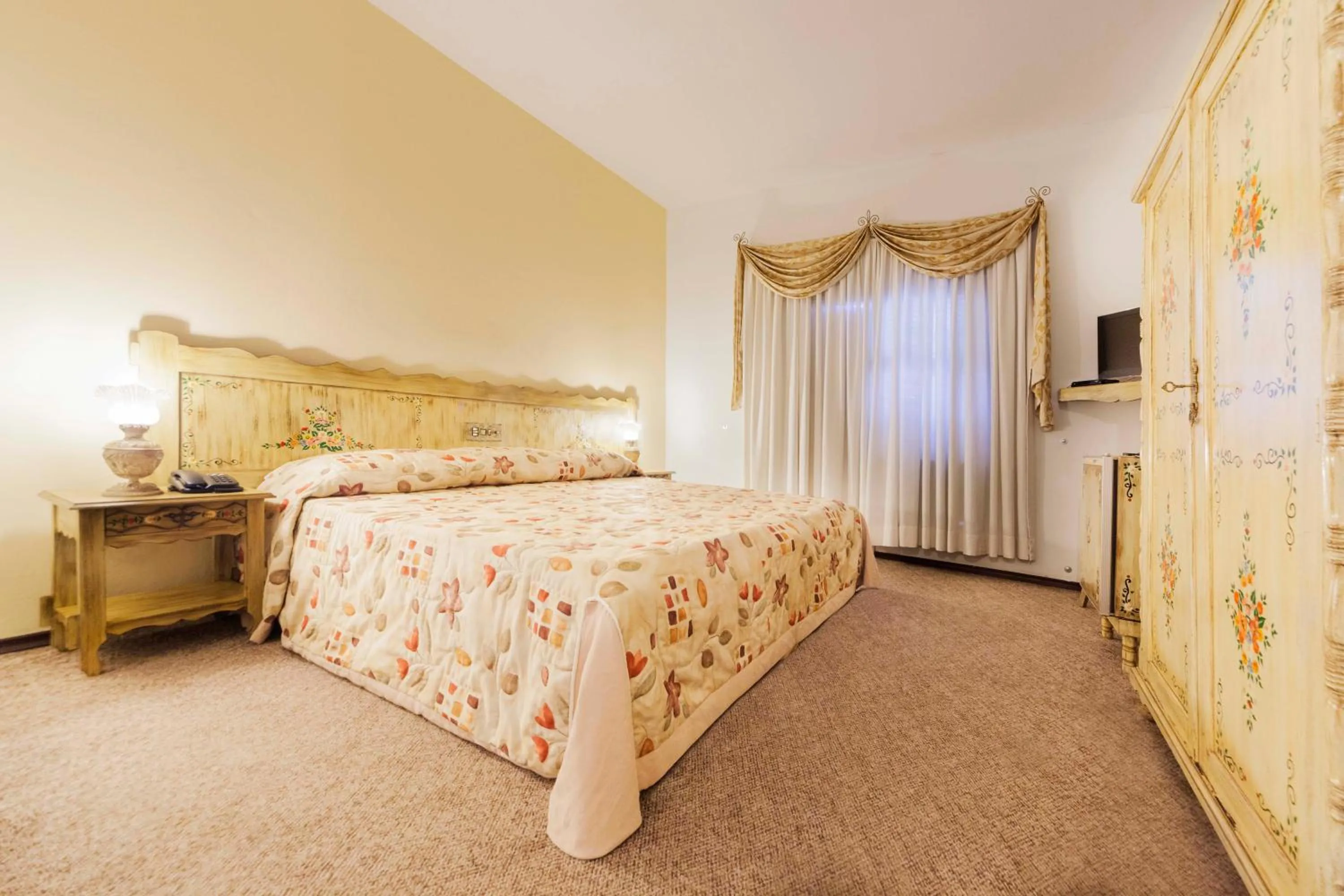 Bedroom, Bed in Hotel Tannenhof