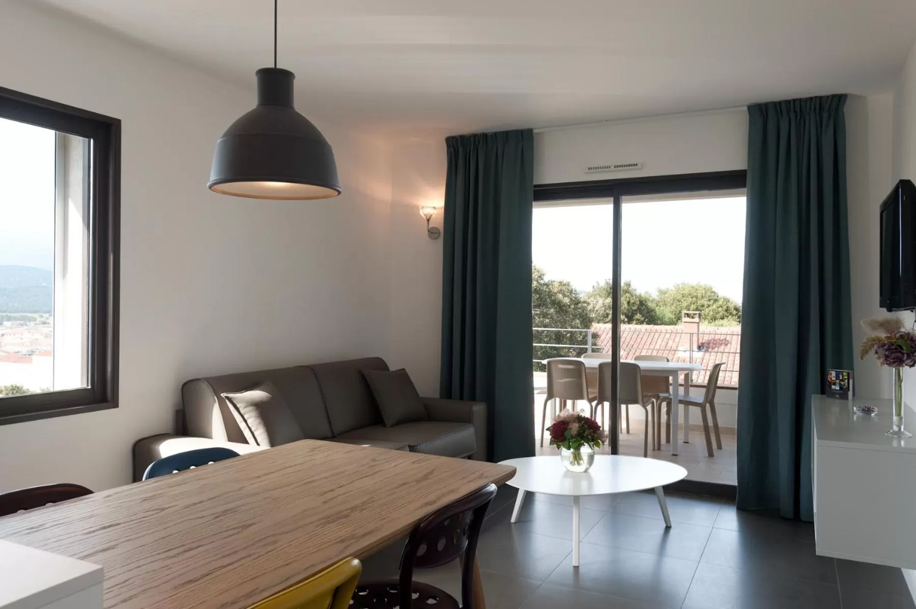 Seating area in Résidence Hôtelière Alcyon