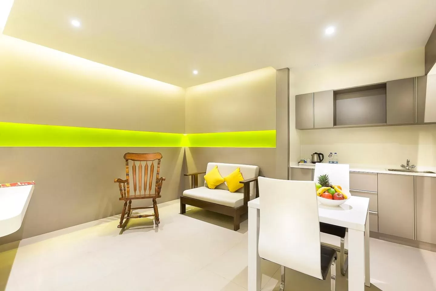 Photo of the whole room in ZIBE Coimbatore by GRT Hotels