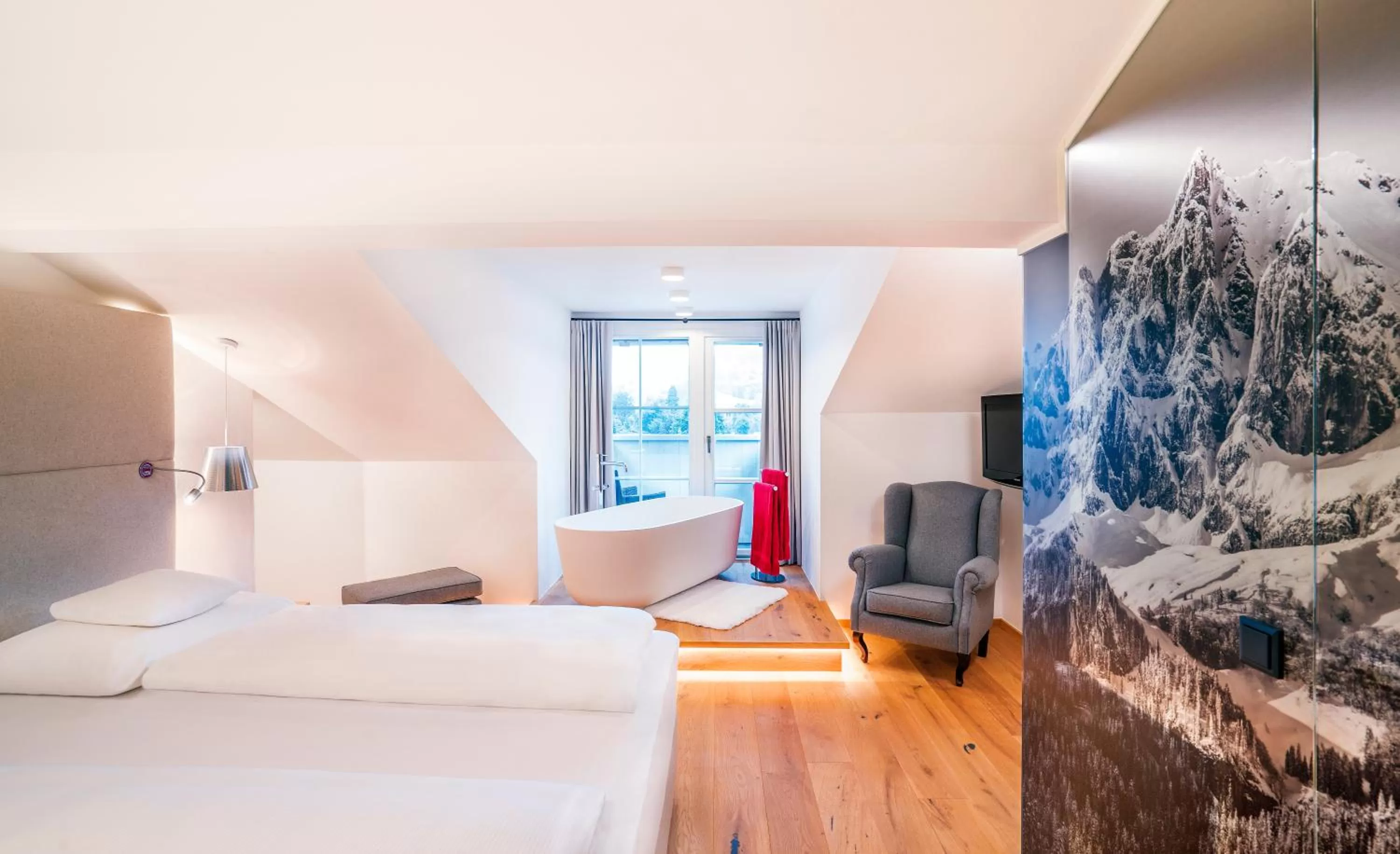 Photo of the whole room in Das Reisch