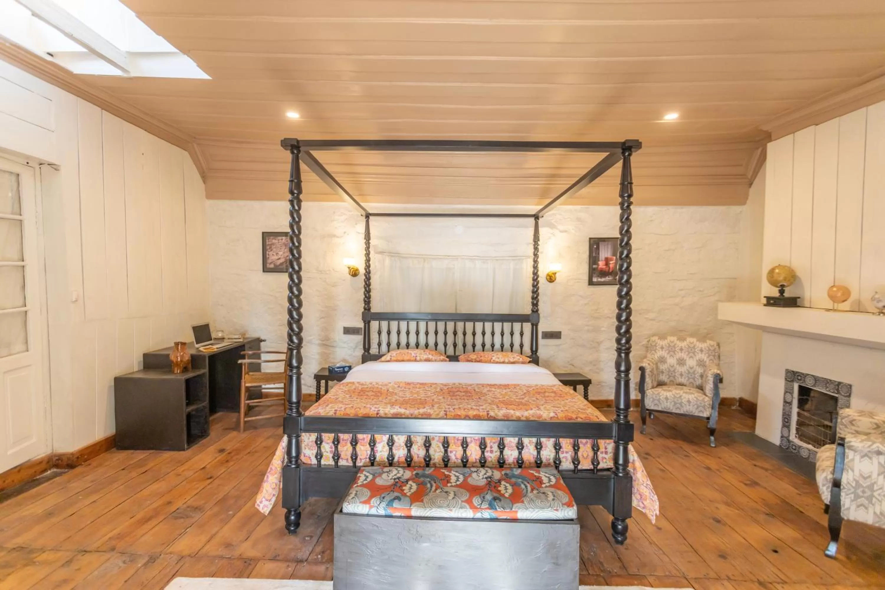 Photo of the whole room in Seclude Shimla, Taraview