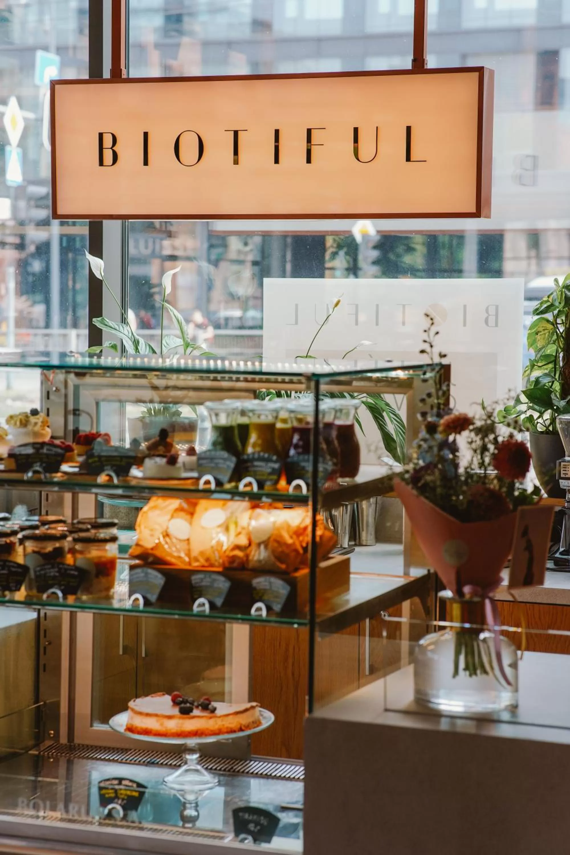 Restaurant/places to eat in PURO Łódź Centrum