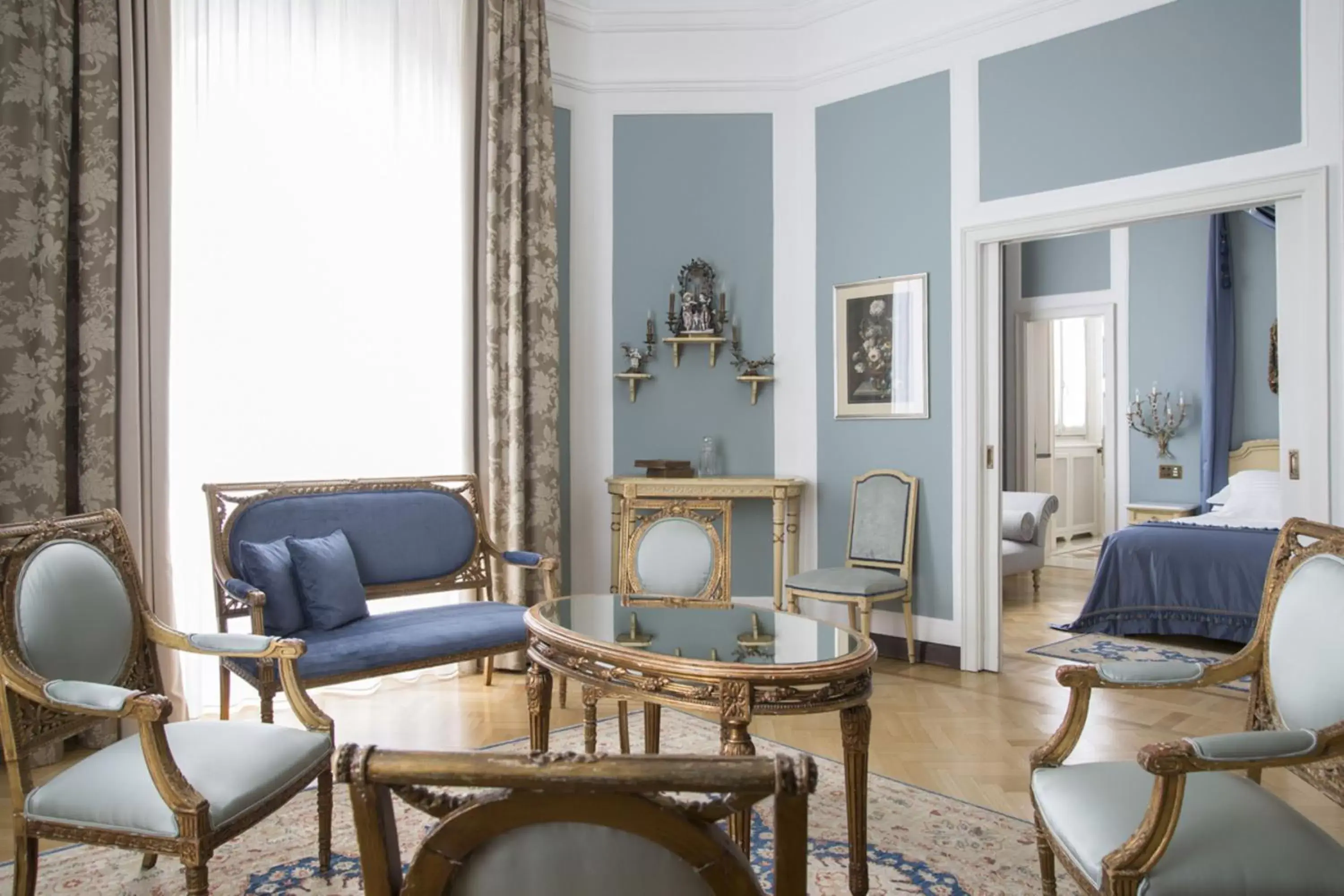 Deluxe Suite (2 Adults) in Grand Hotel et de Milan - The Leading Hotels of the World Deluxe Suite (2 Adults) in Grand Hotel et de Milan - The Leading Hotels of the World