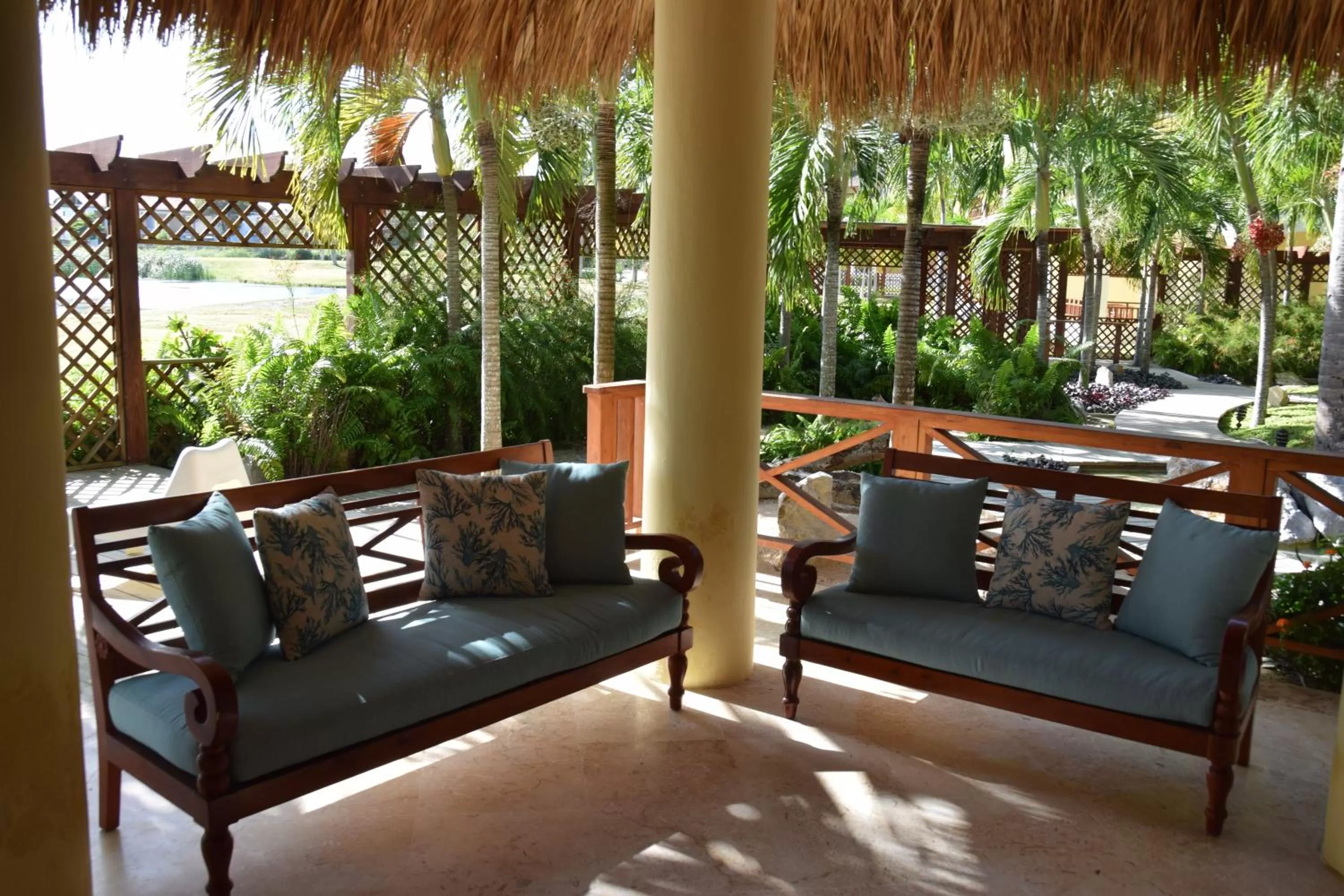 Garden in Sunset Boutique Hotel All Suites