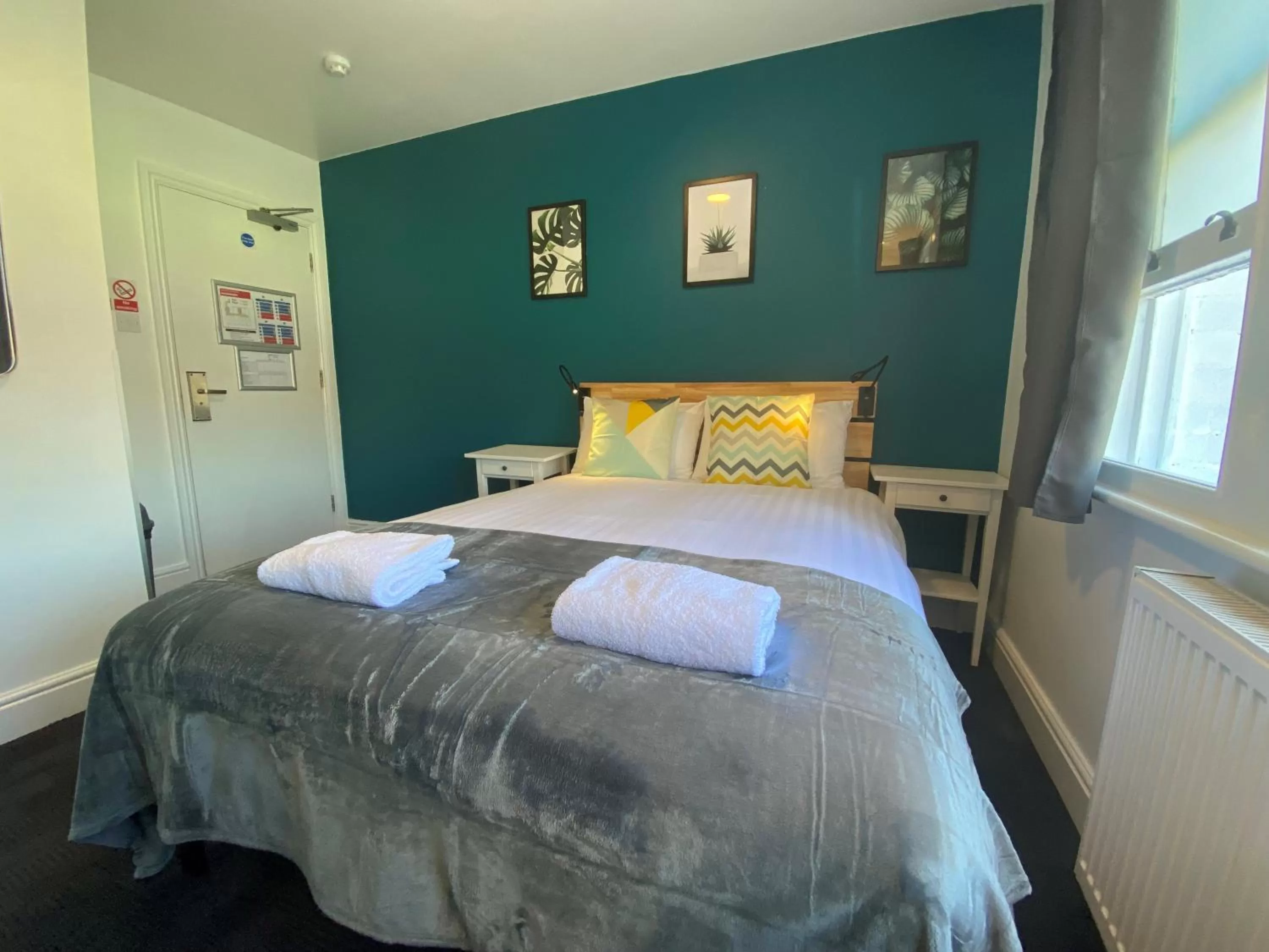 Bed in Smart Russell Square