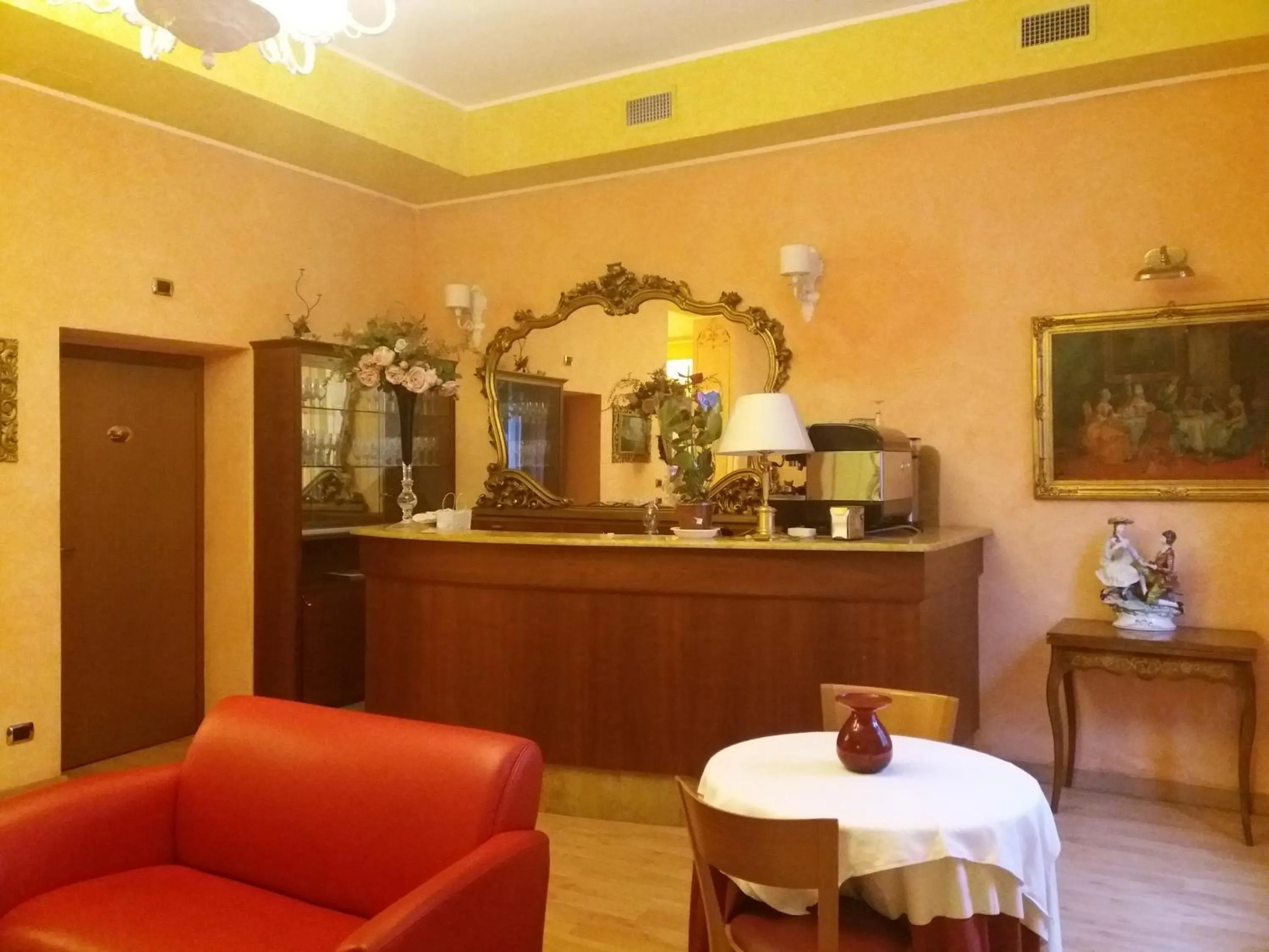 Decorative detail in Hotel Boston