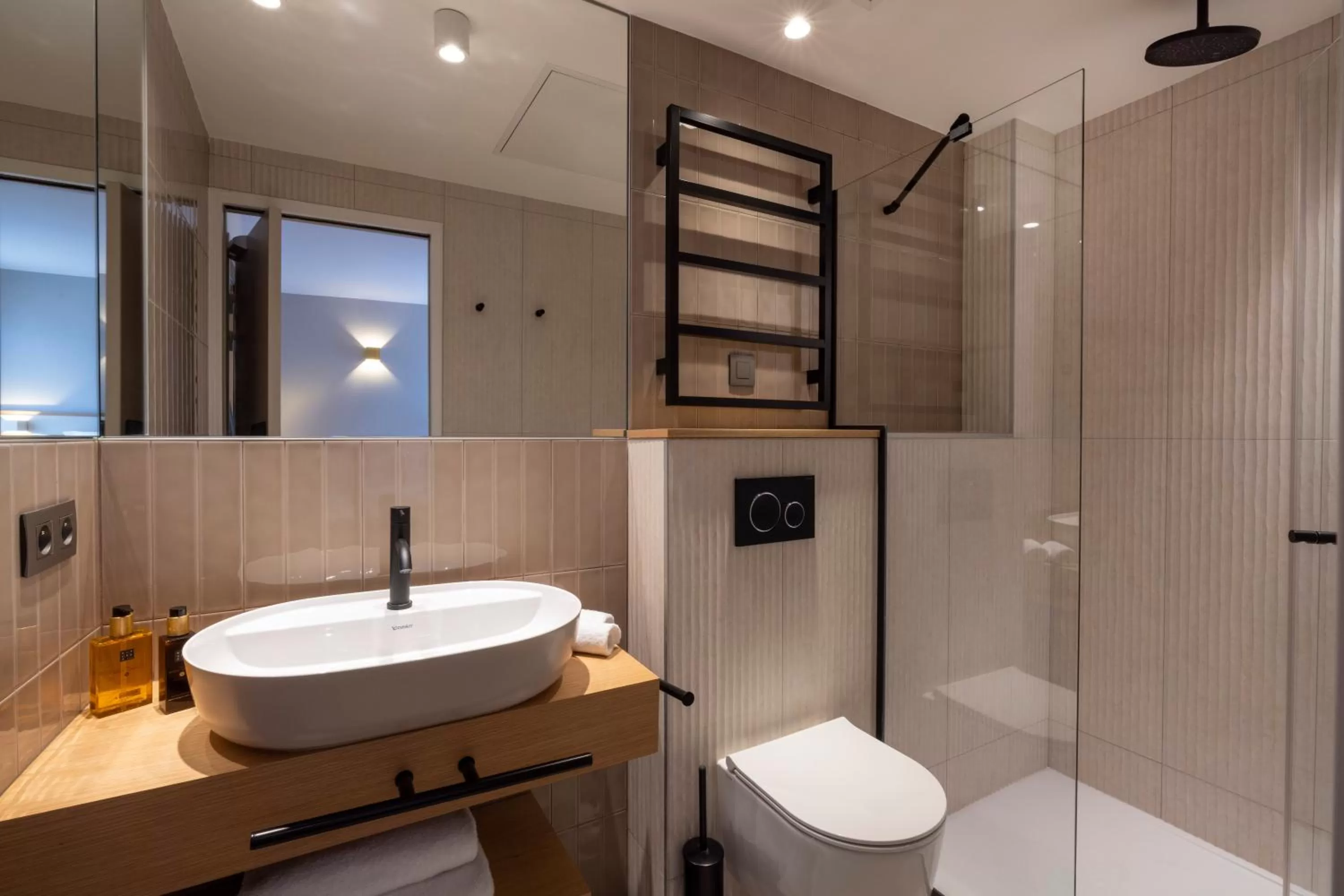 Bathroom in Hôtel Beige