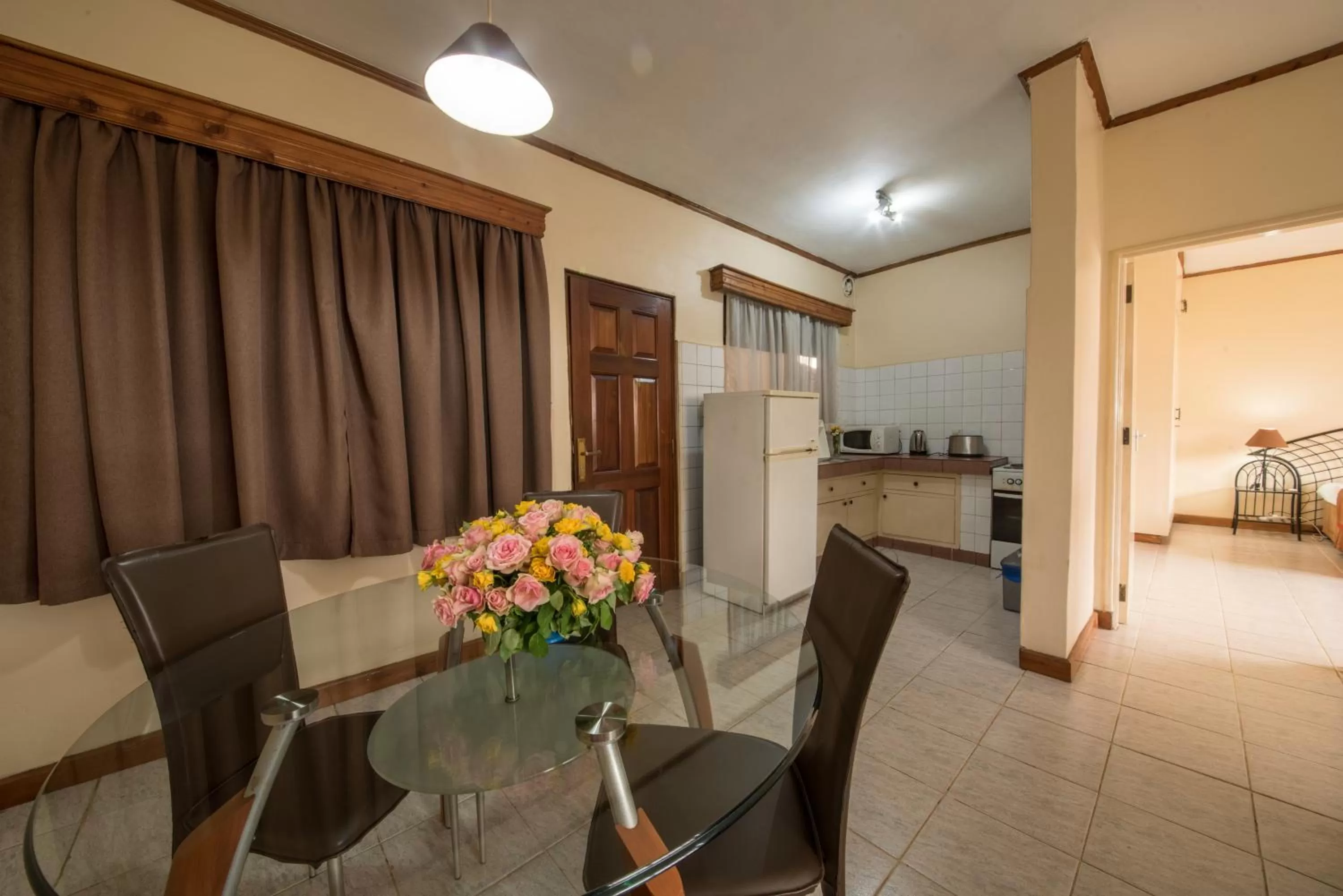 Kitchen or kitchenette in Speke Hotel 1996 Ltd