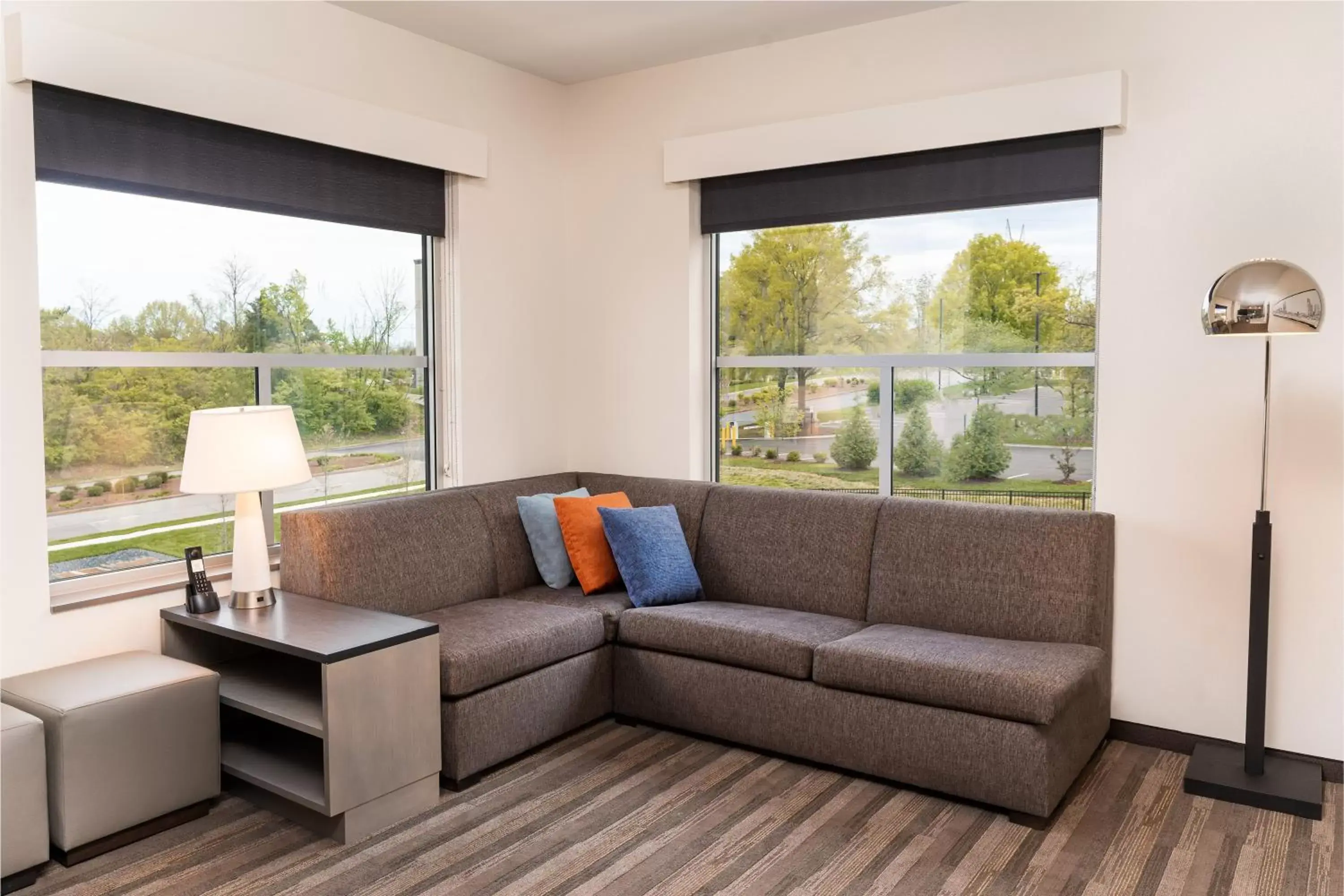 Den Queen Room with Two Queen Beds with Sofa Bed and Tub in Hyatt House Nashville Airport Den Queen Room with Two Queen Beds with Sofa Bed and Tub in Hyatt House Nashville Airport