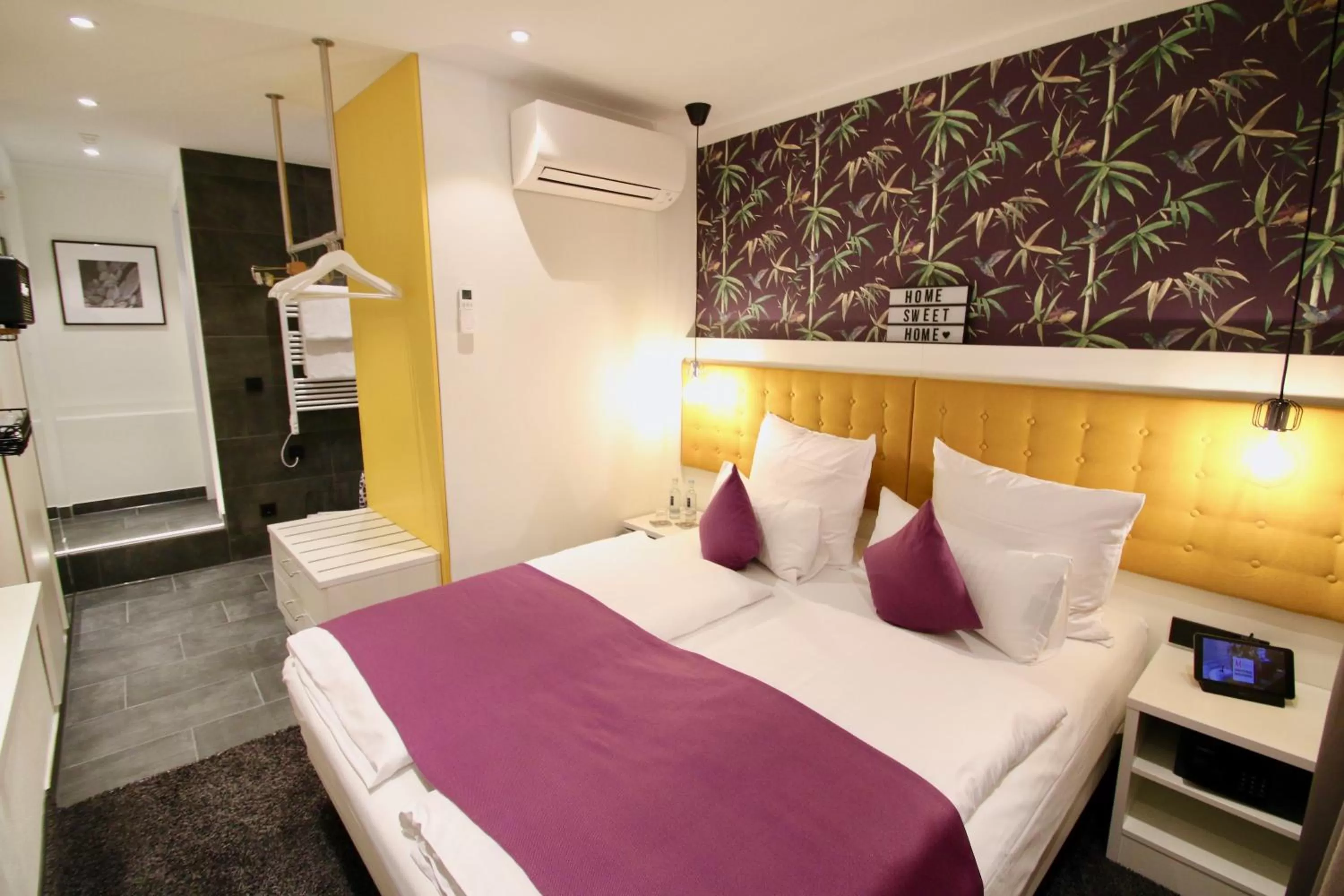 Bed in Hotel Mirabell by Maier Privathotels