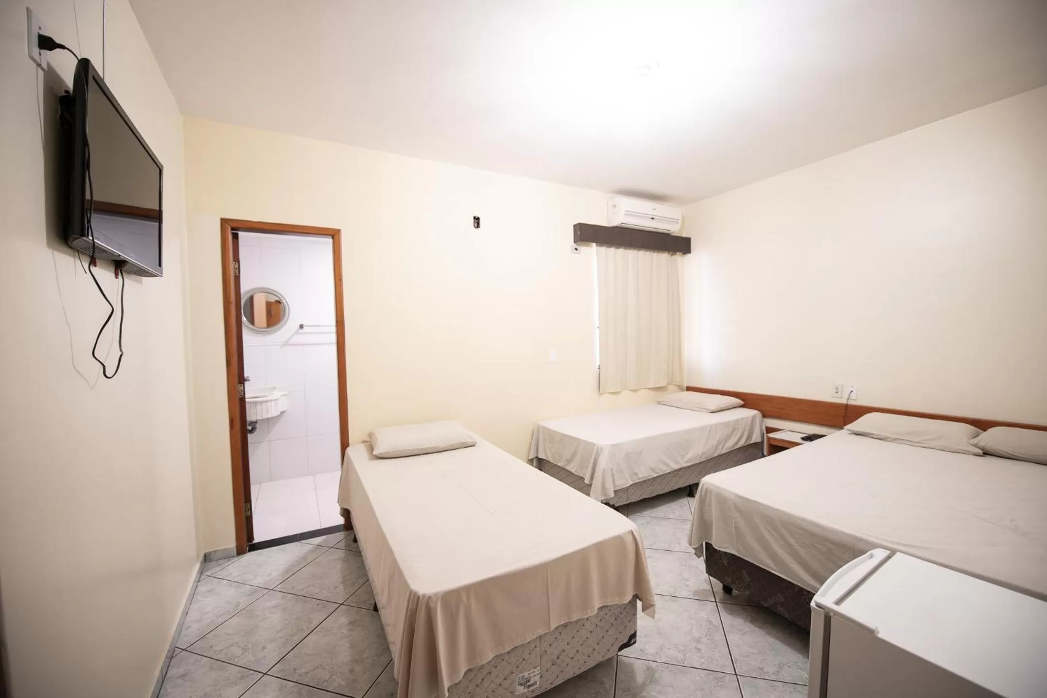 Photo of the whole room in Foz Express Hotel Centro