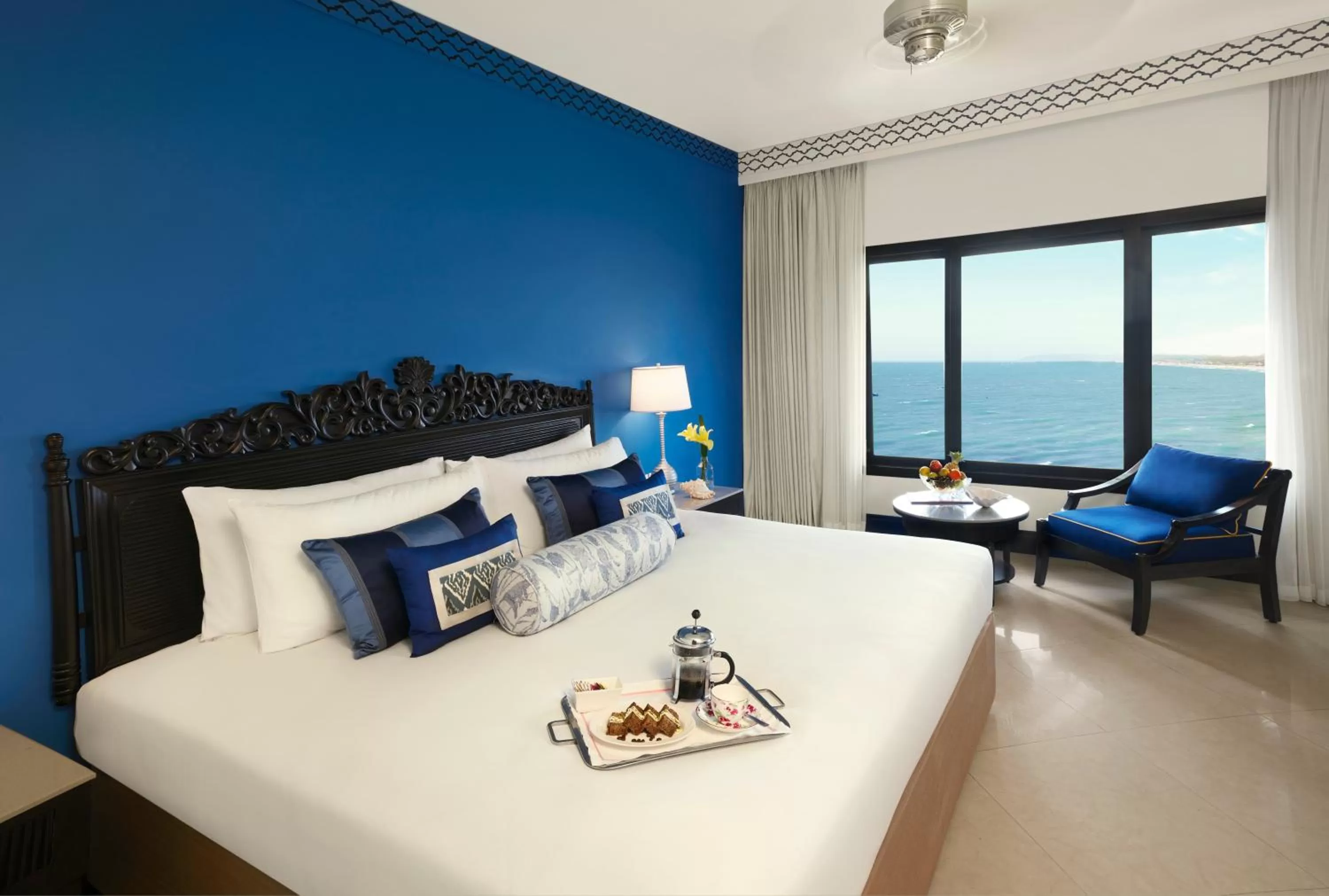 Photo of the whole room, Bed in Taj Fort Aguada Resort & Spa, Goa