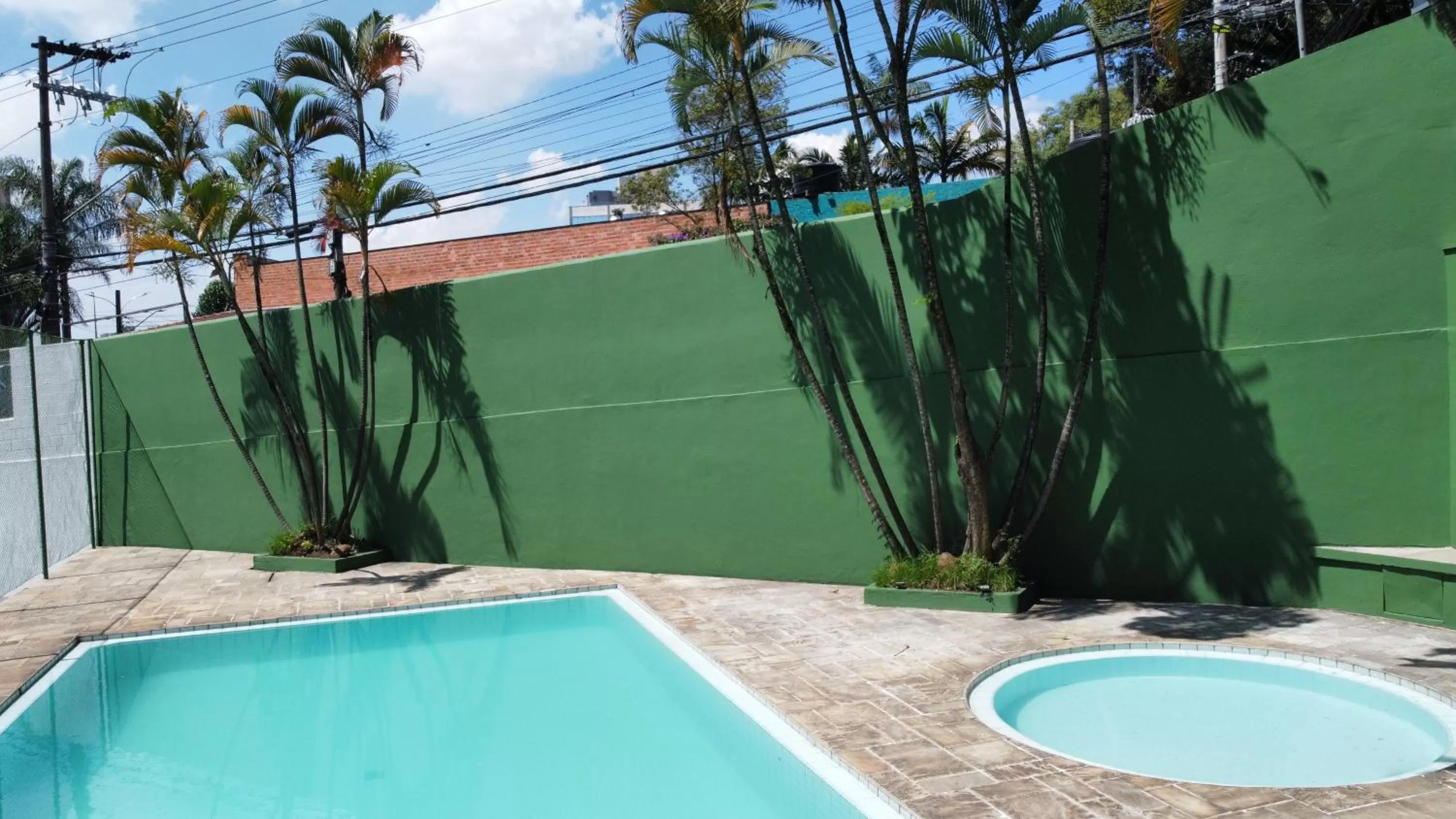 Swimming pool in Pampas Palace Hotel