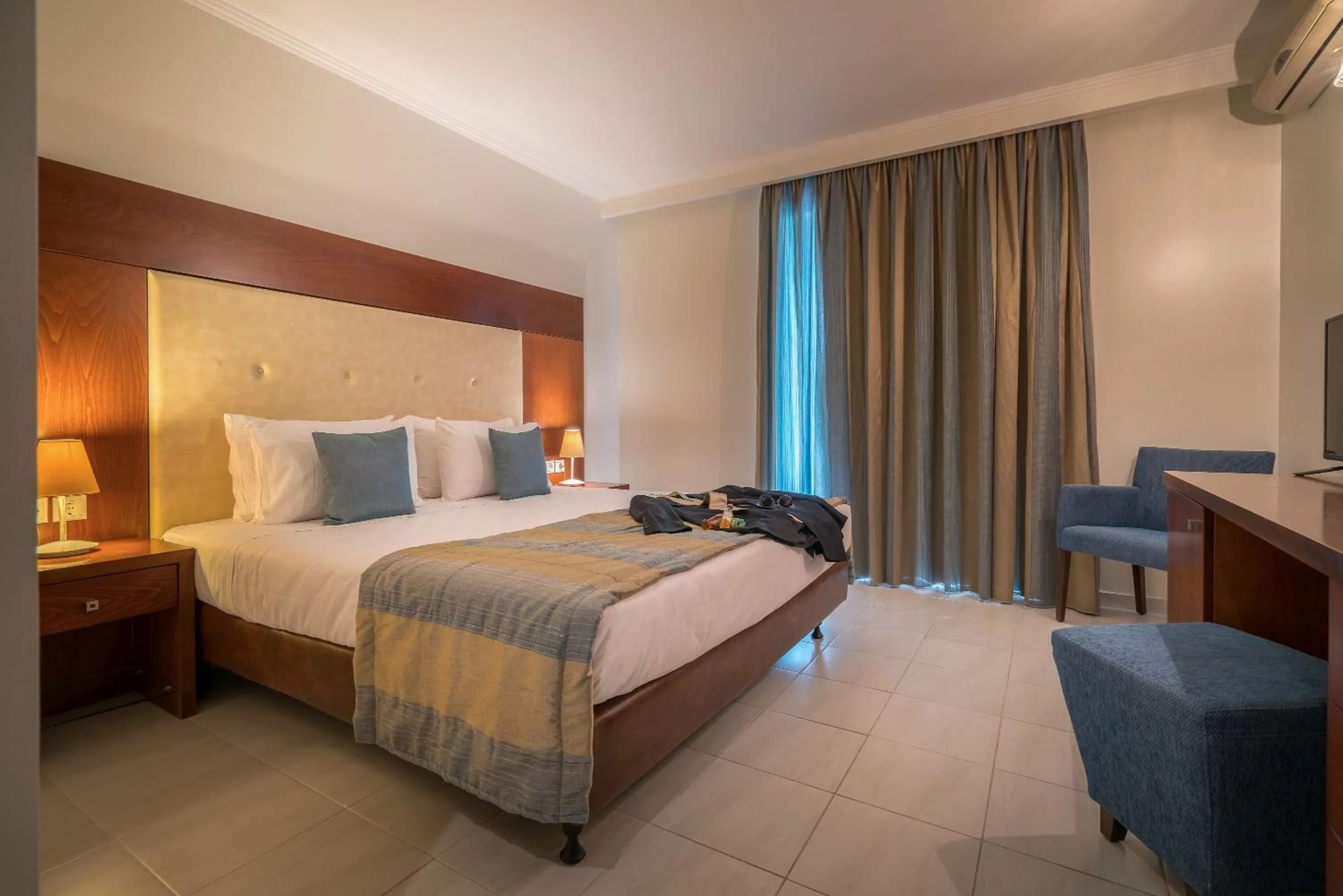 Bedroom, Bed in Galaxy Beach Resort BW Premier Collection