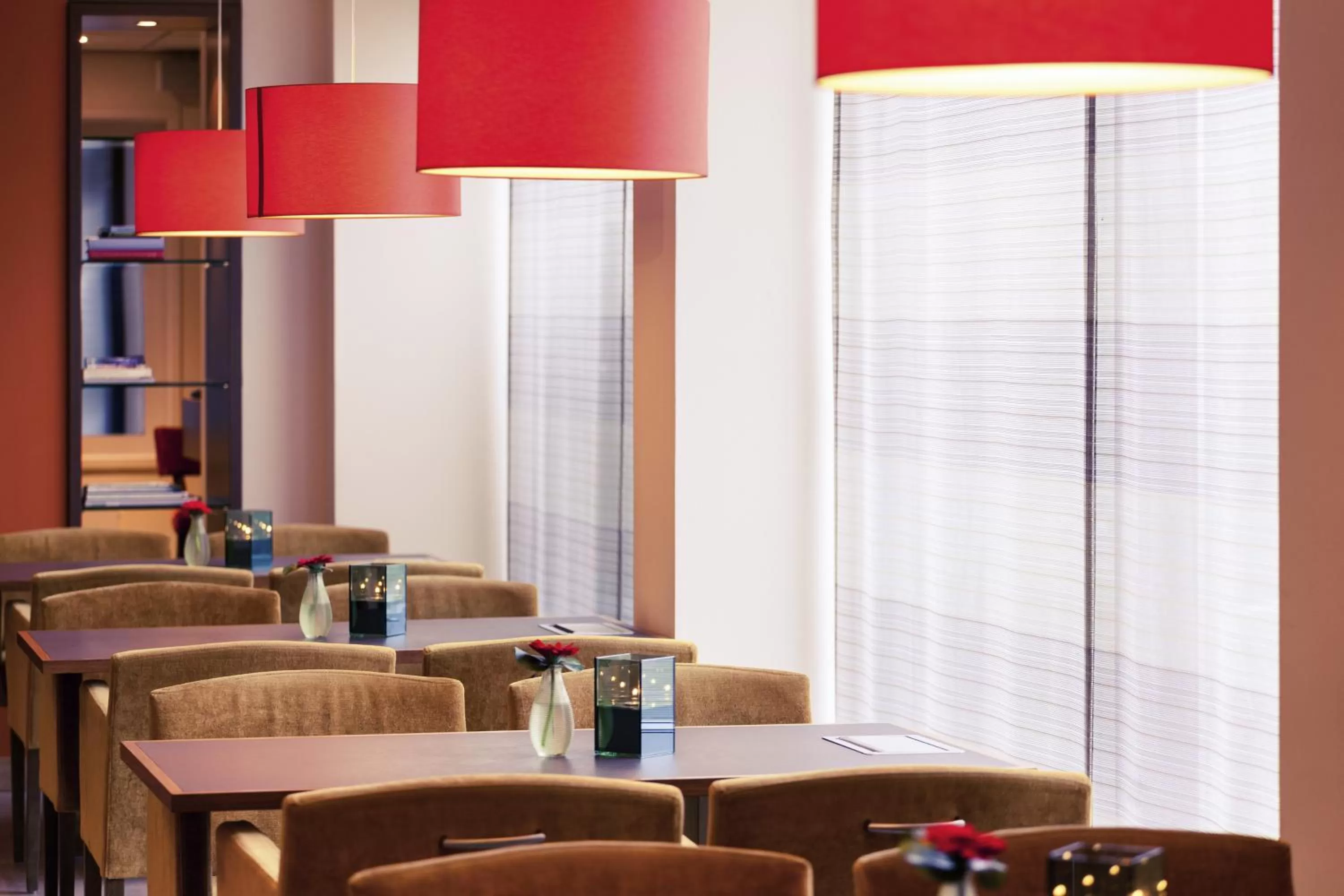Restaurant/places to eat in Mercure Hotel Groningen Martiniplaza