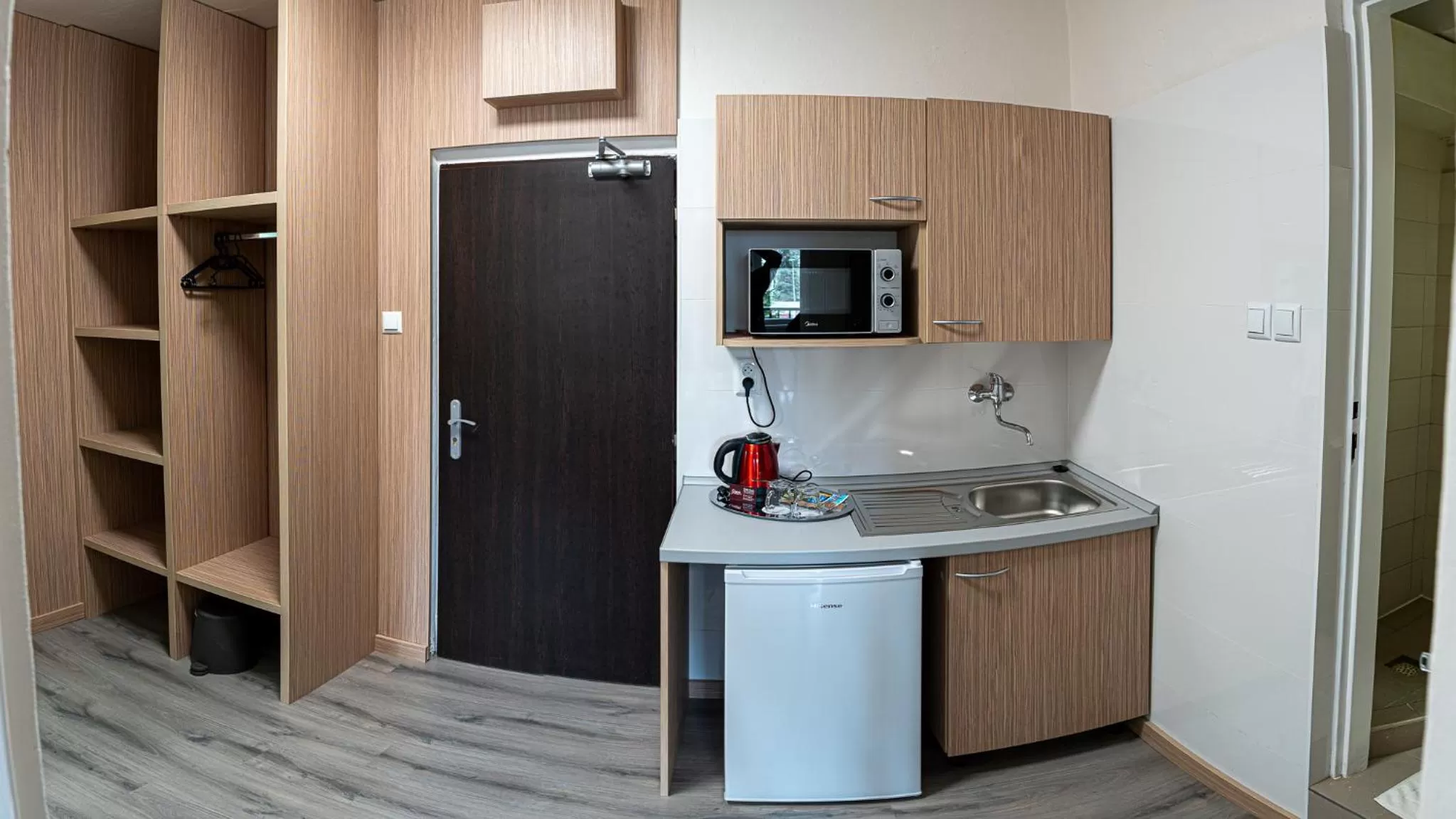 Kitchen or kitchenette, Kitchen/Kitchenette in Hotel Garni