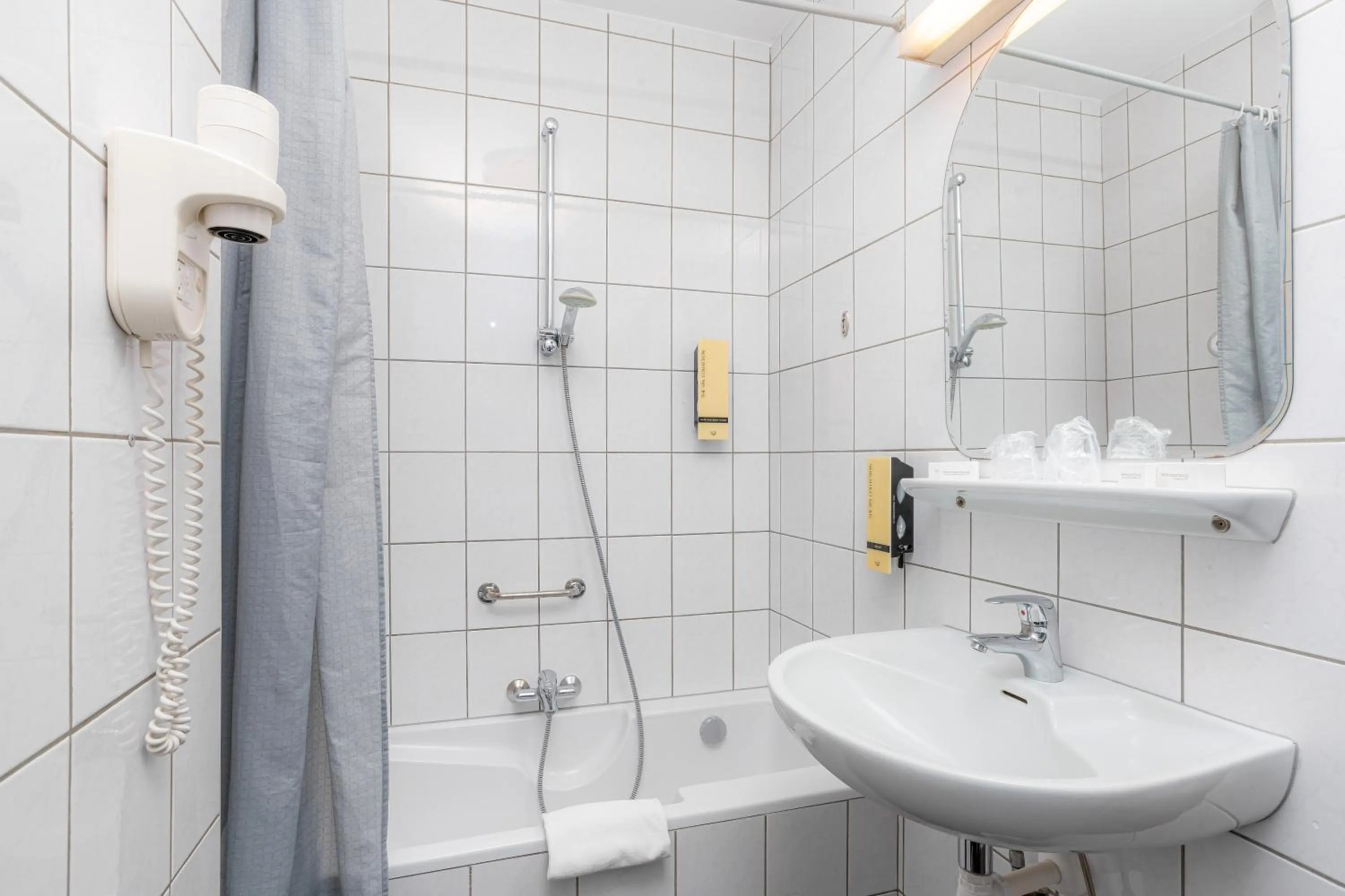 Bathroom in Owl Hotel