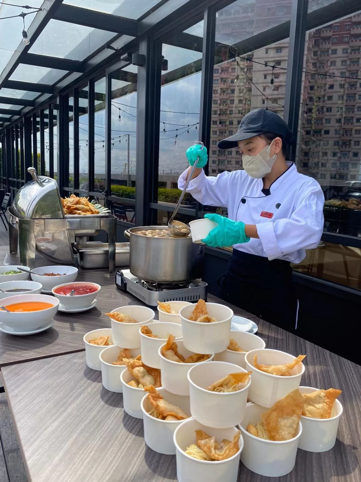 Meals in Neo Hotel Puri Indah