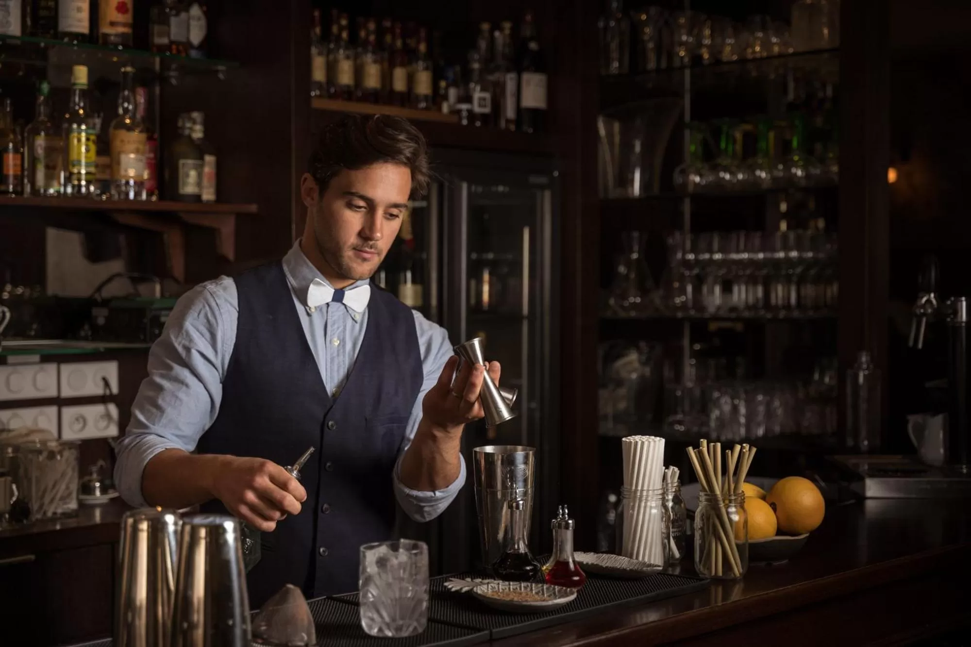 Lounge or bar in Hôtel des Basses Pyrénées - Bayonne