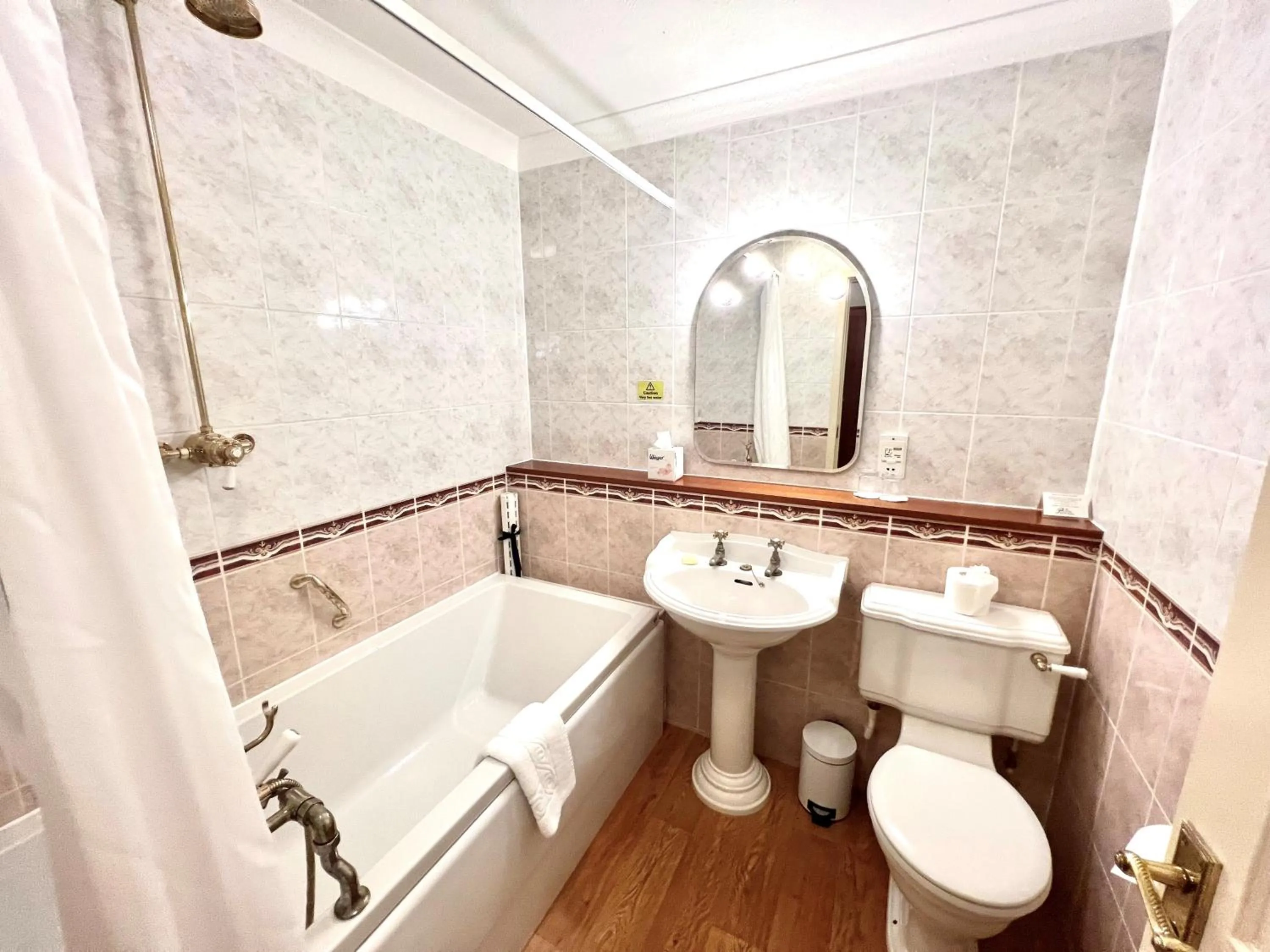 Bathroom in Passford House Hotel